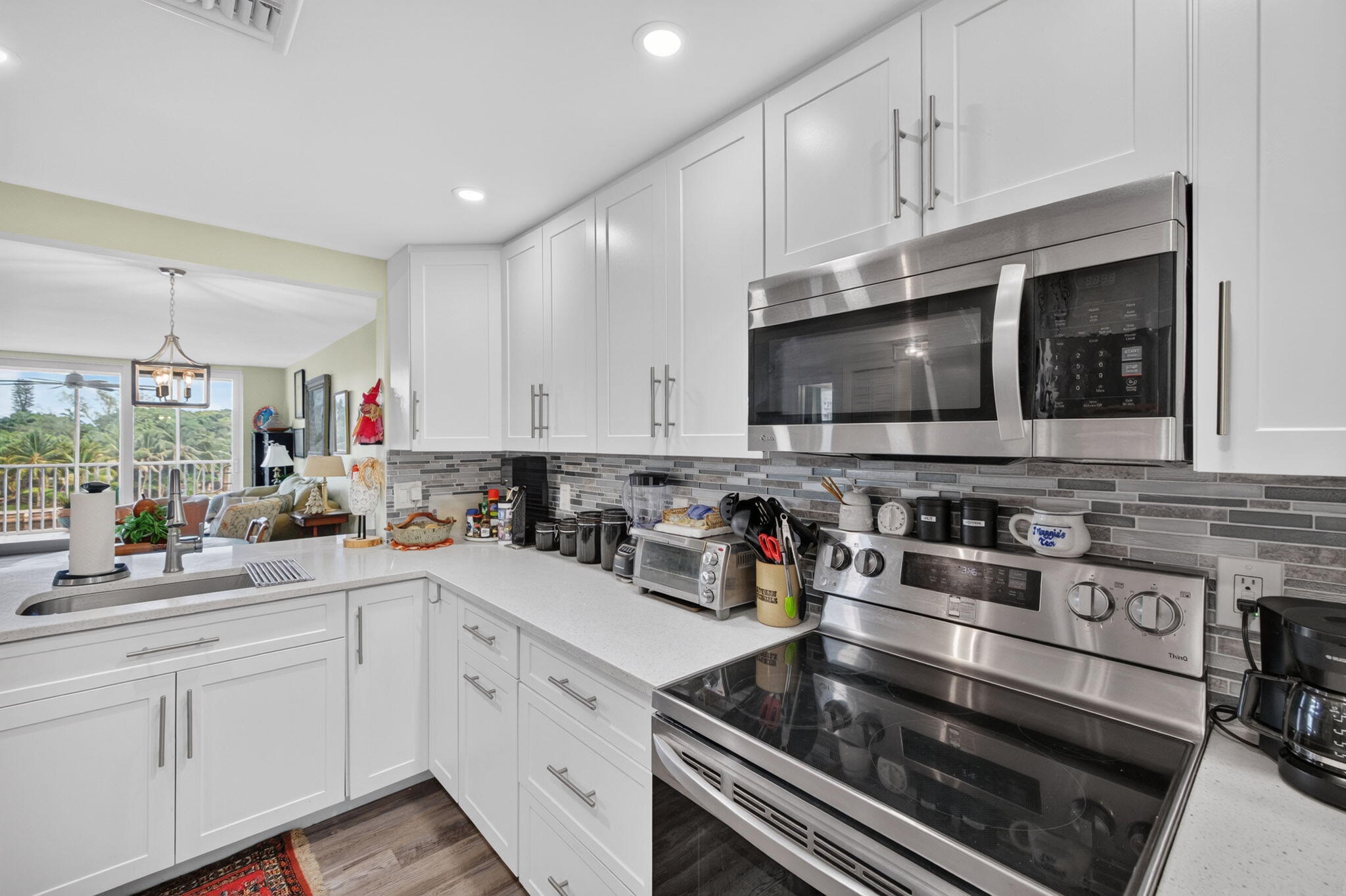 3100 NE 48TH Court 409