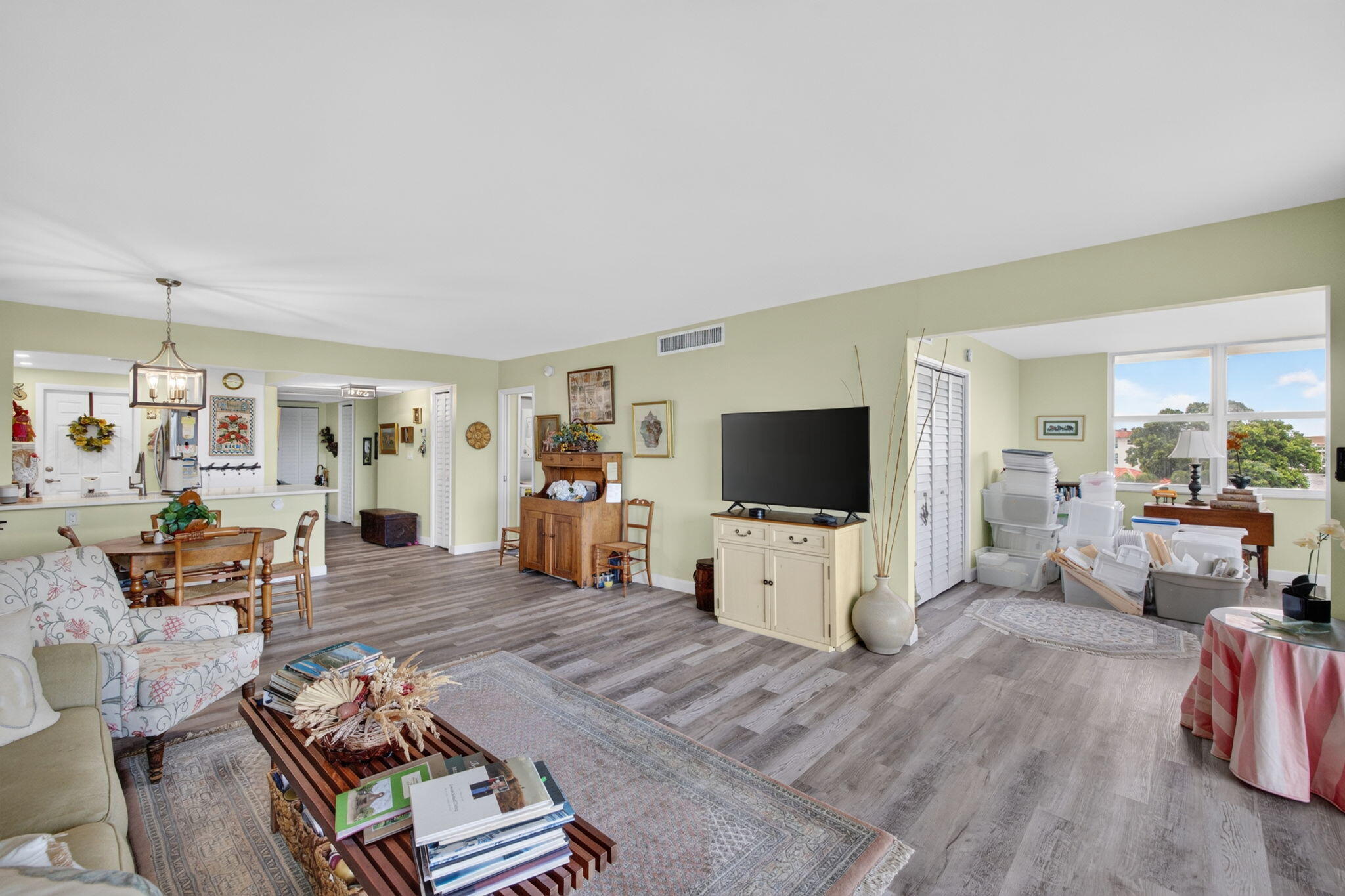 3100 NE 48TH Court 409