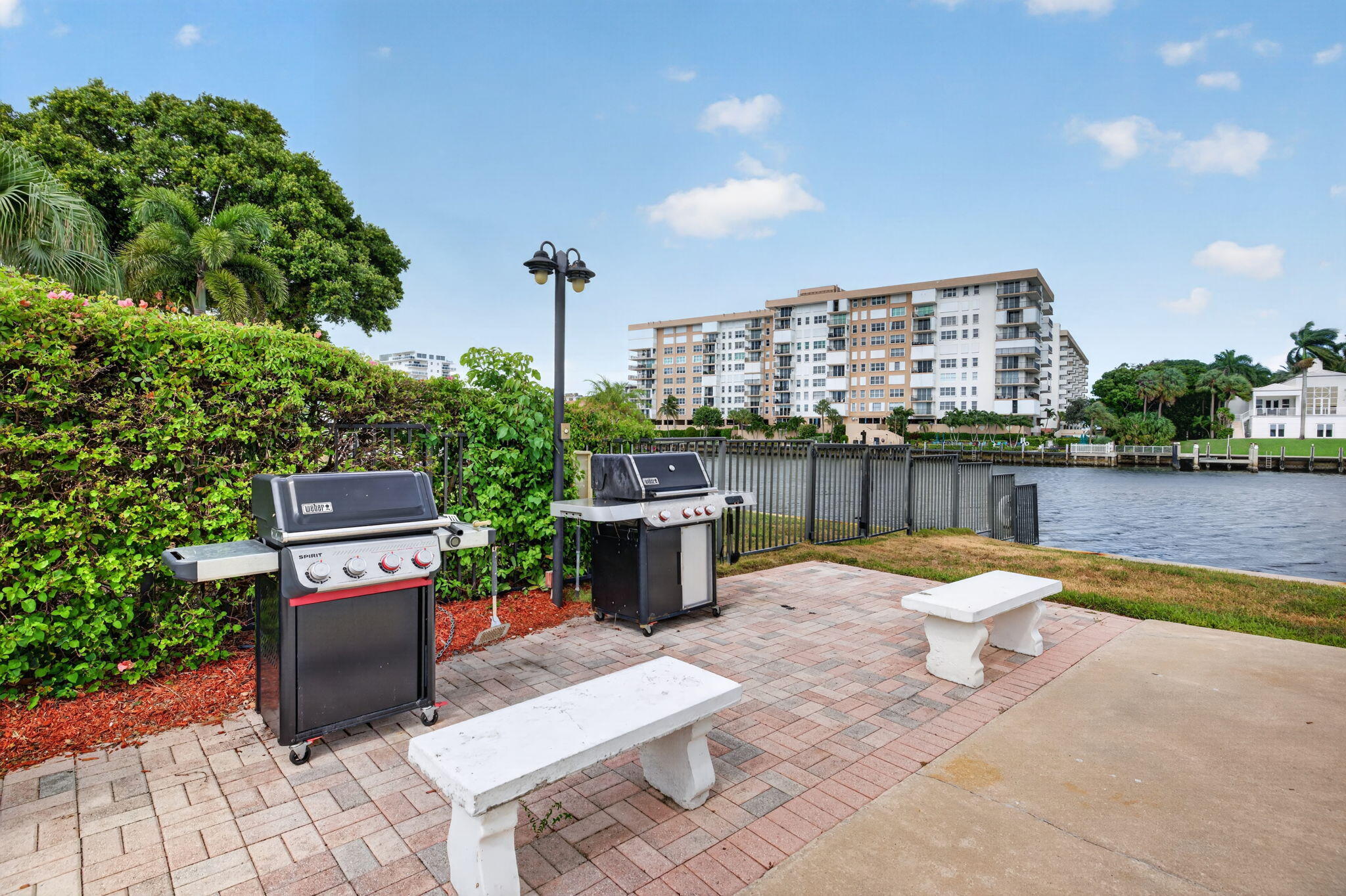 3100 NE 48TH Court 409