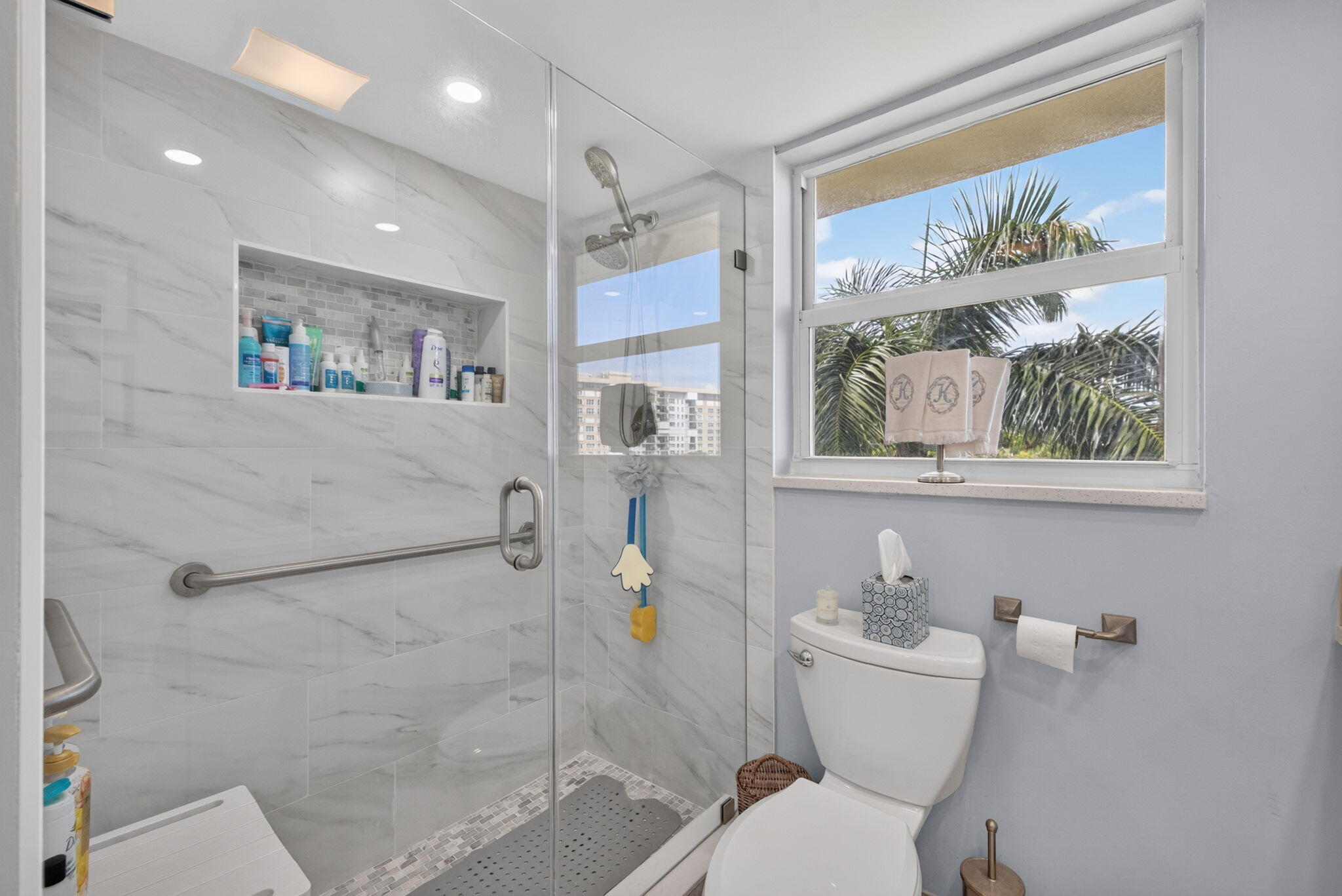 3100 NE 48TH Court 409