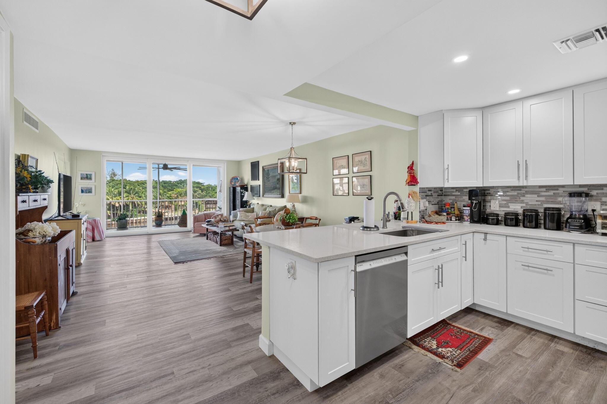 3100 NE 48TH Court 409