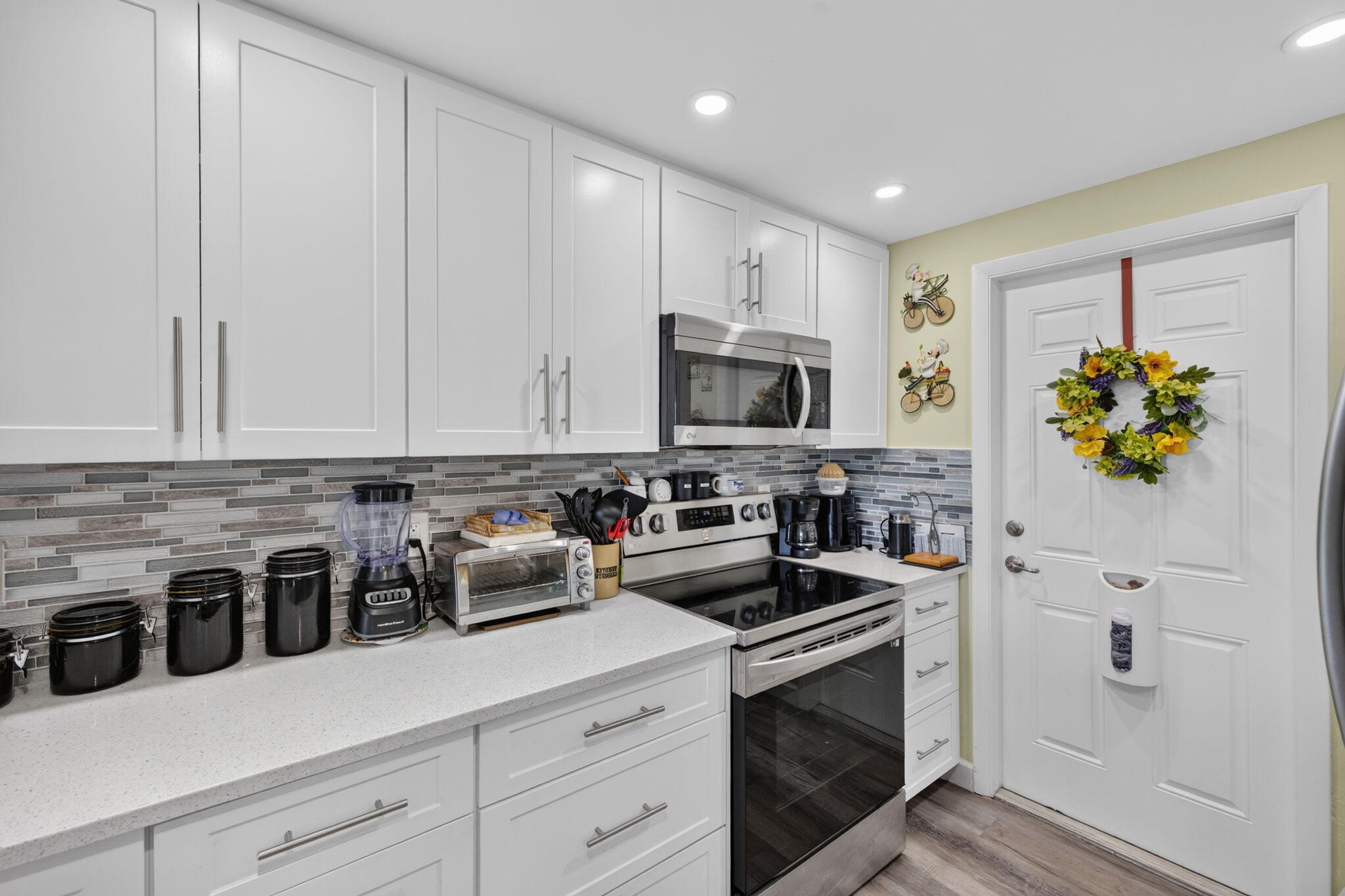 3100 NE 48TH Court 409