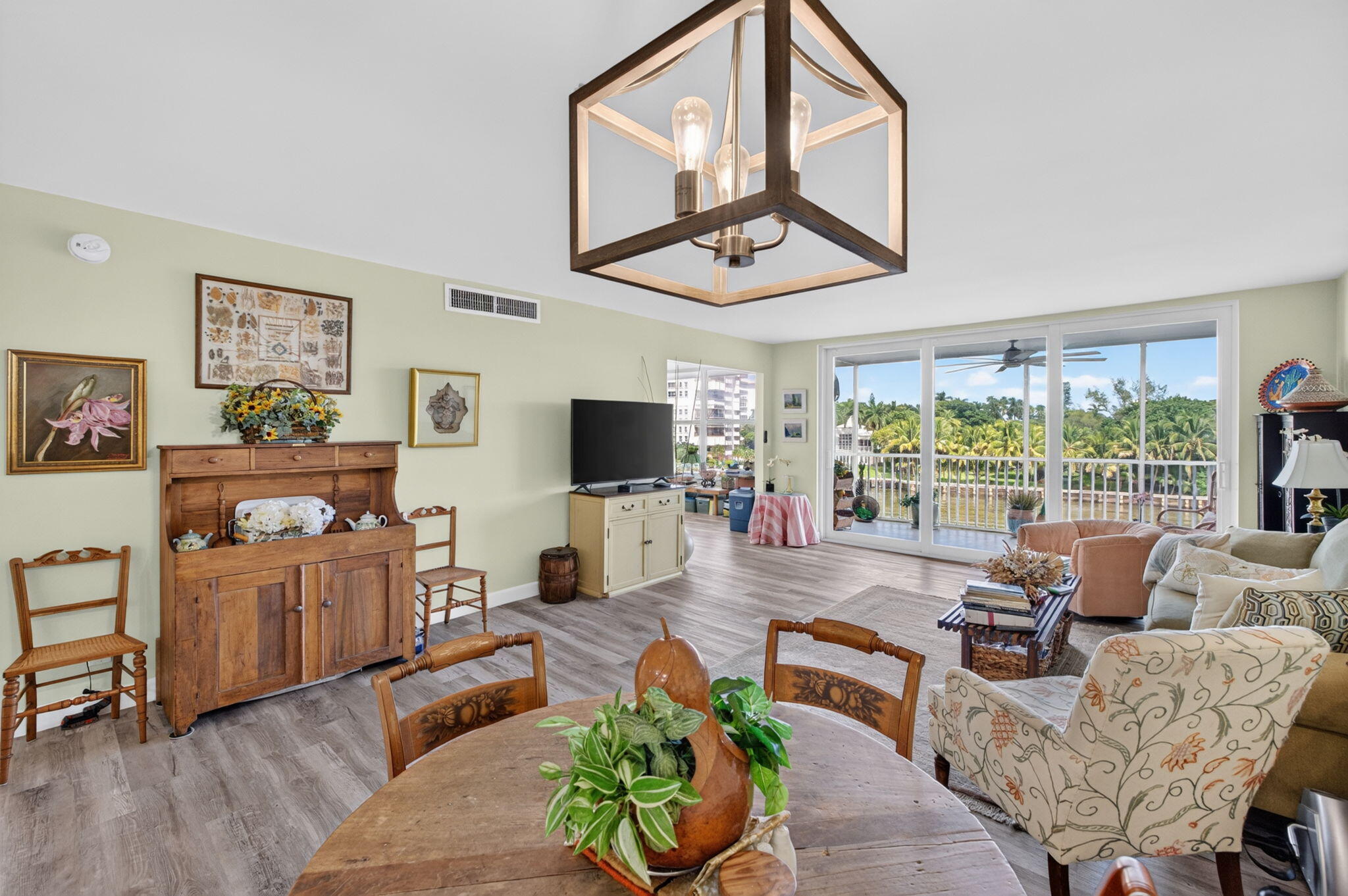3100 NE 48TH Court 409