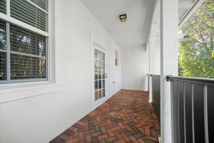 948 NW 18th Avenue