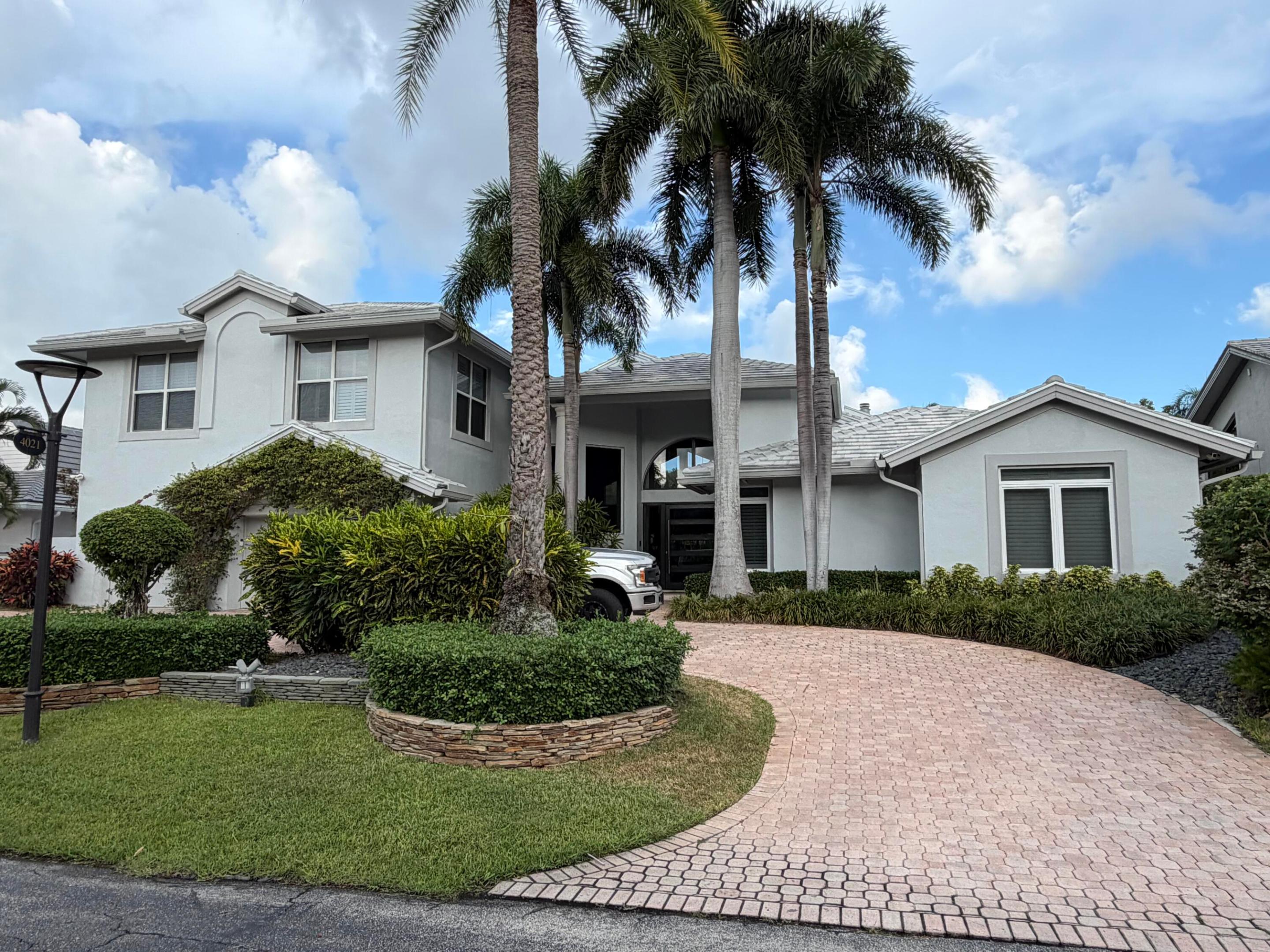 4021 IBIS POINT Circle