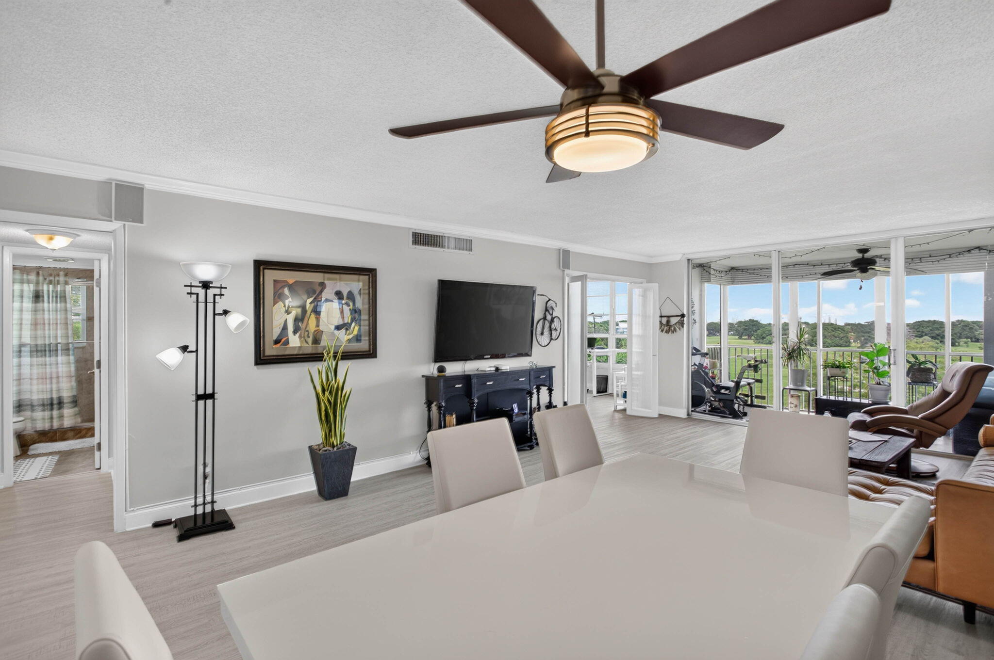 2901 S Palm Aire Drive