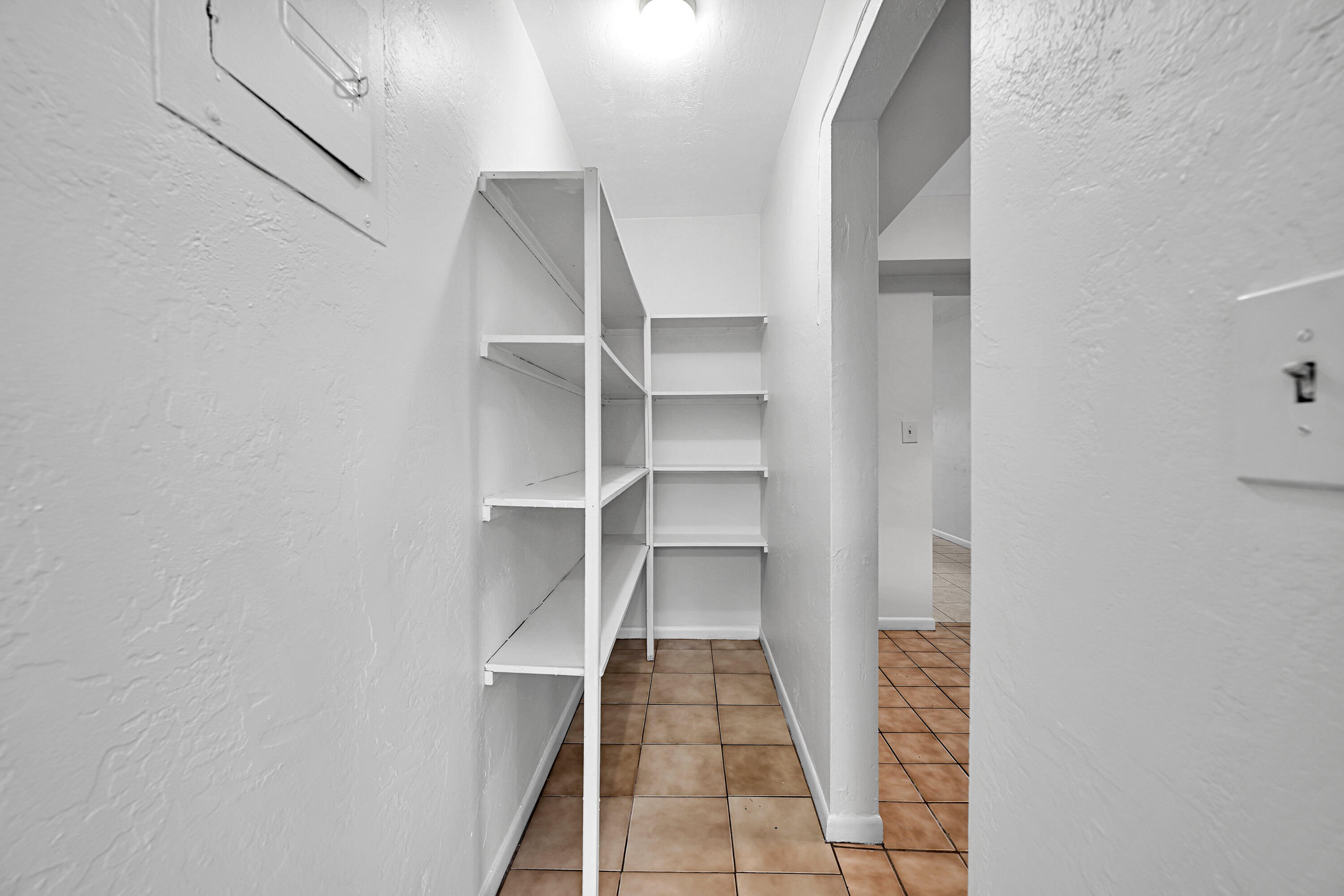 199 SW 15th Street 3
