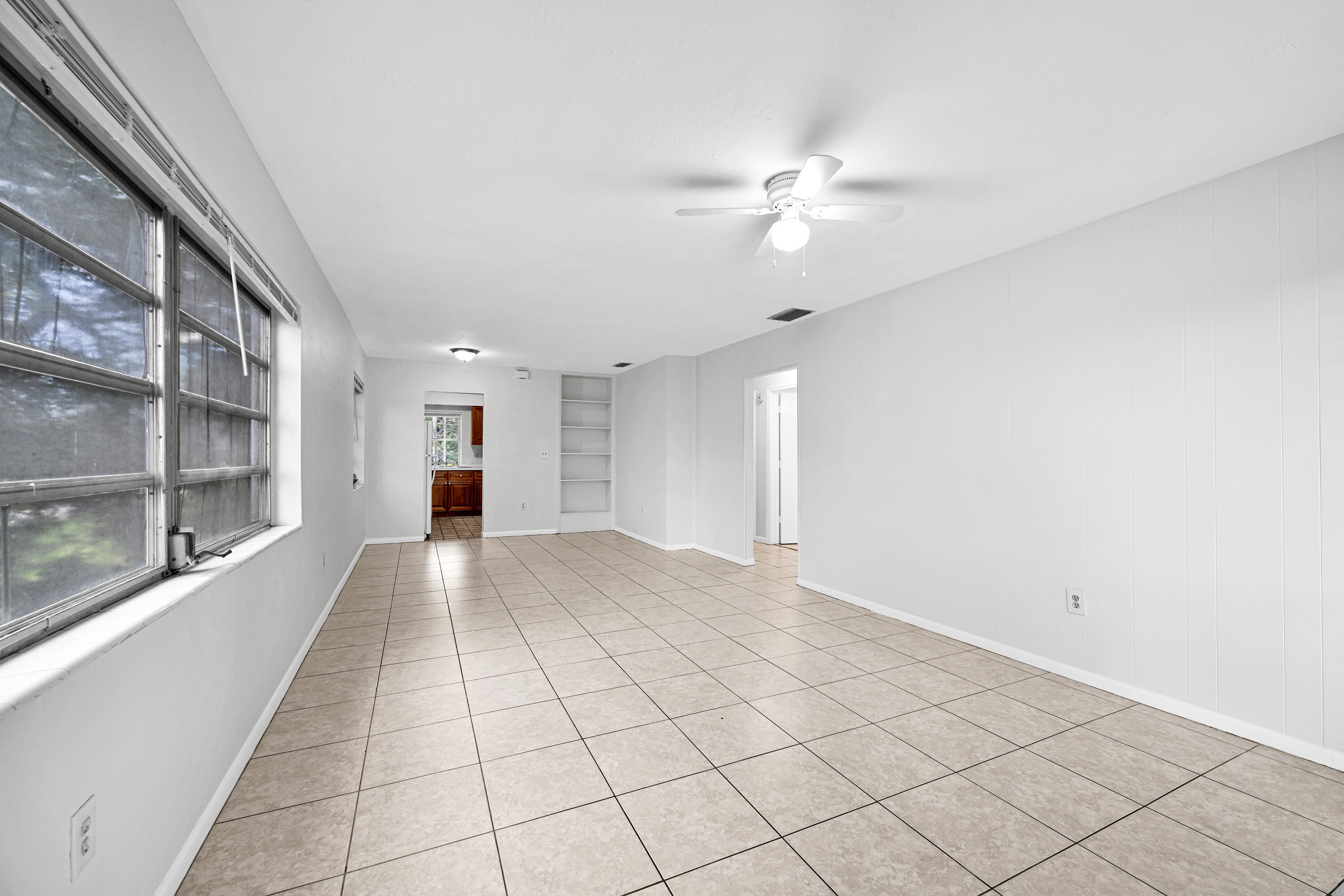199 SW 15th Street 3