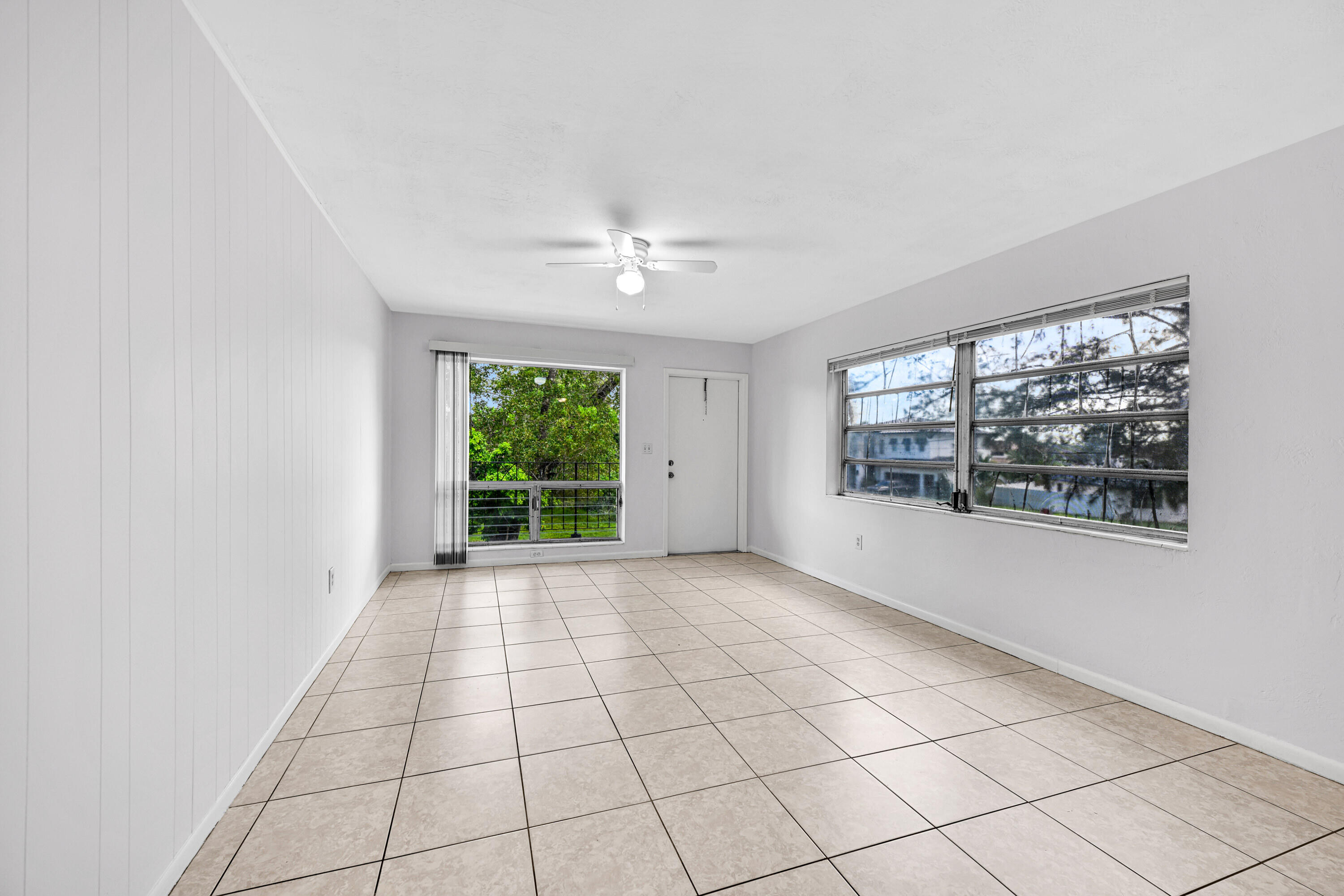 199 SW 15th Street 3