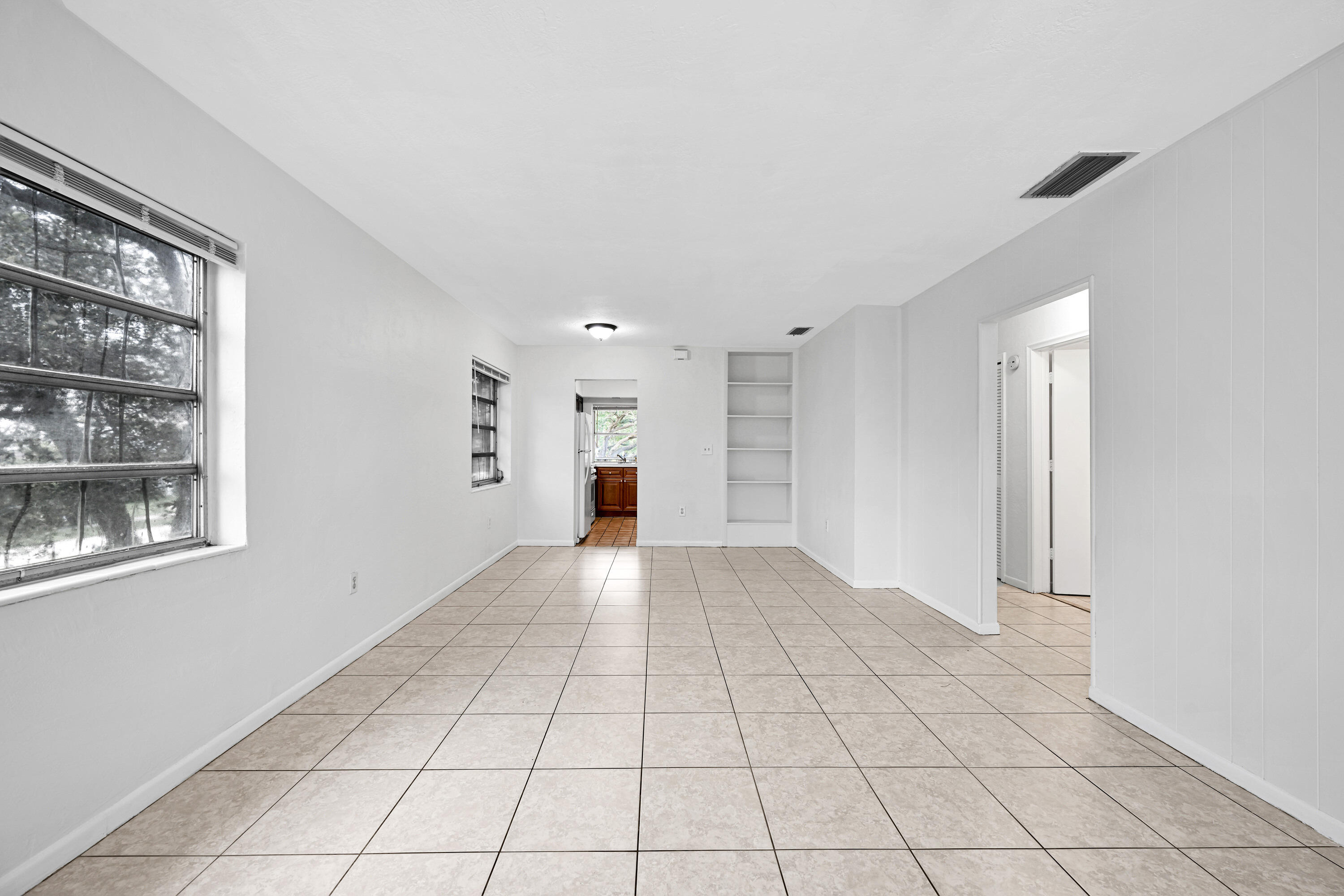 199 SW 15th Street 3