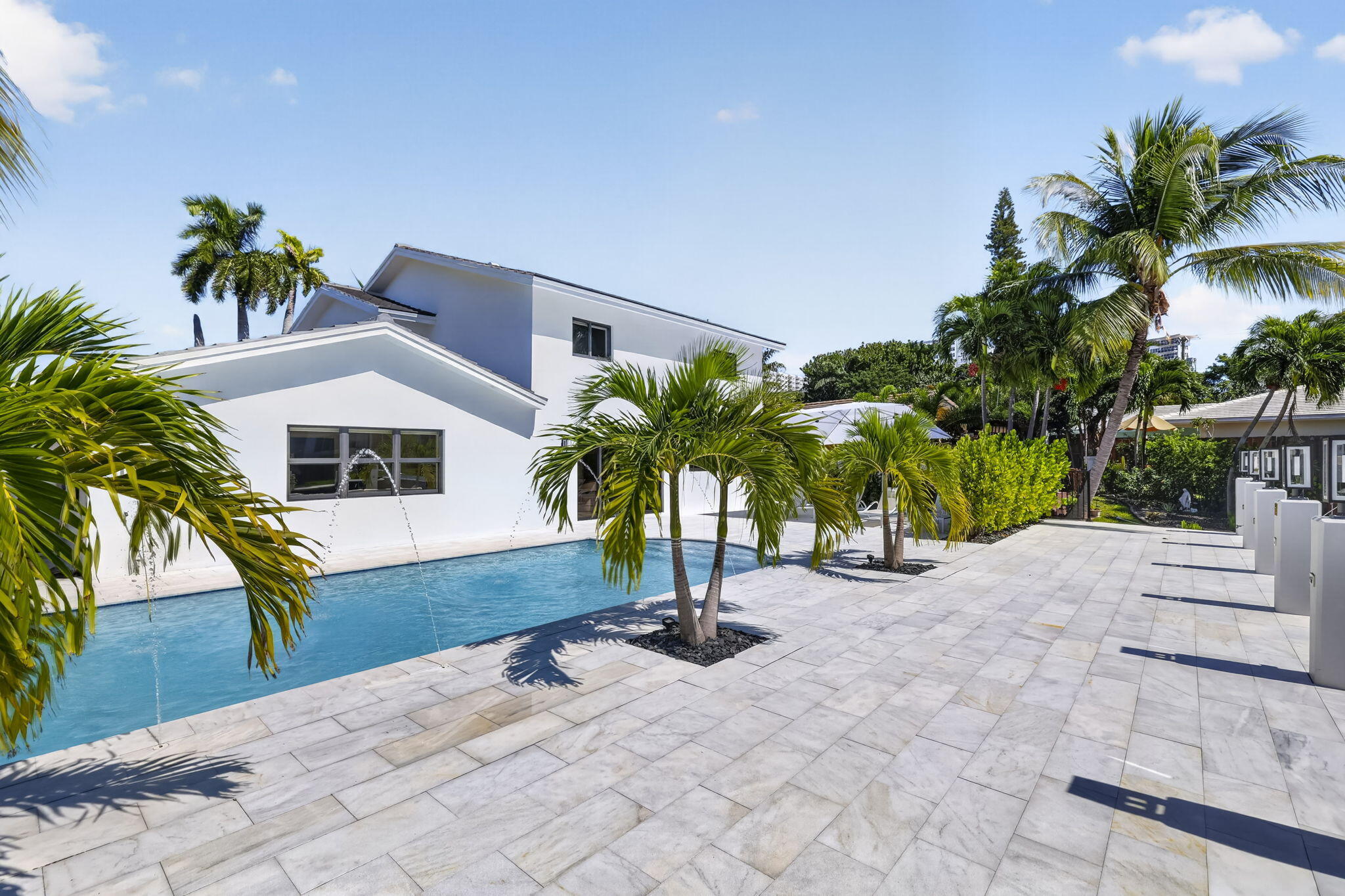 3316 NE 37TH Street