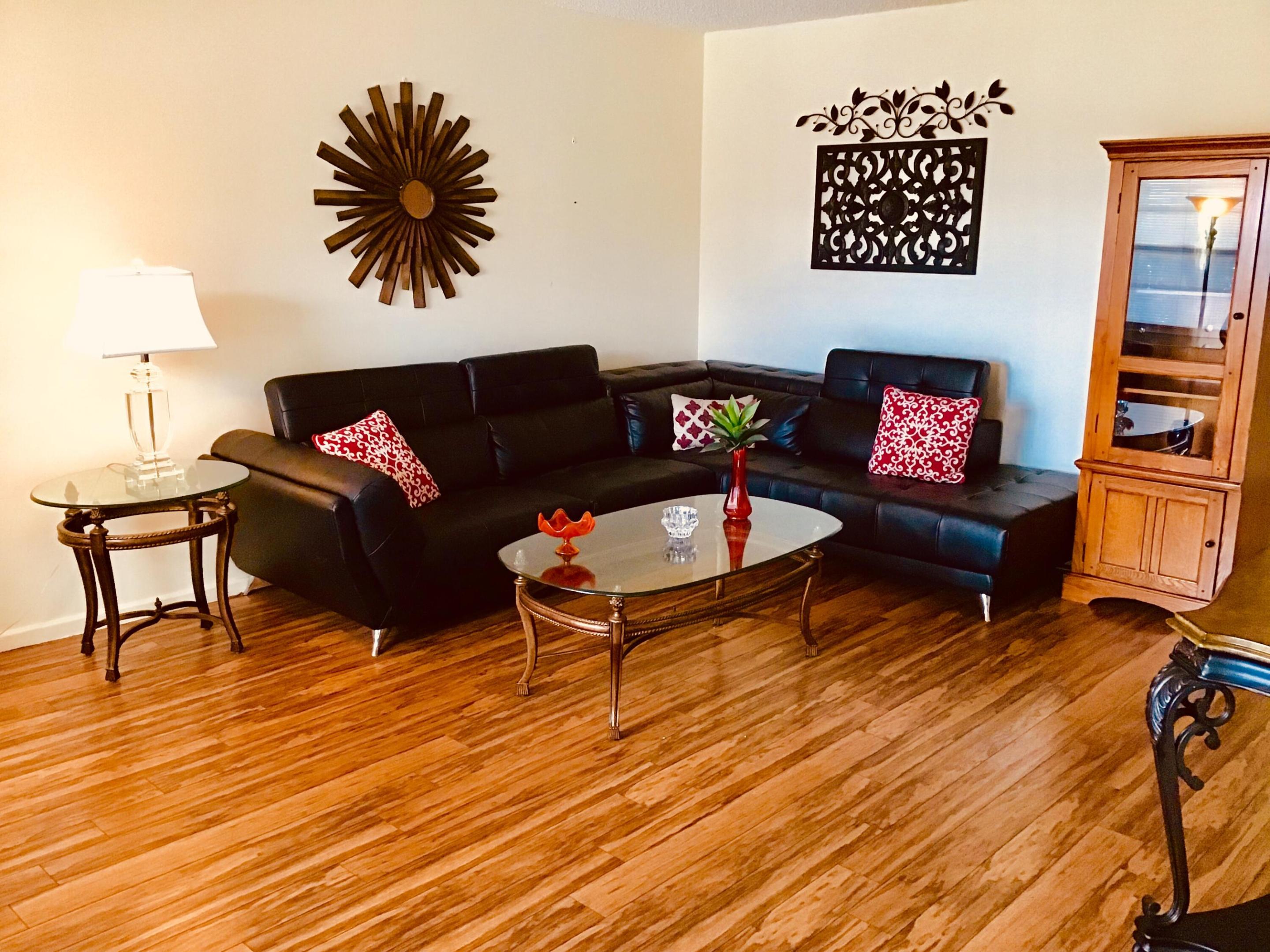 542 MANSFIELD M