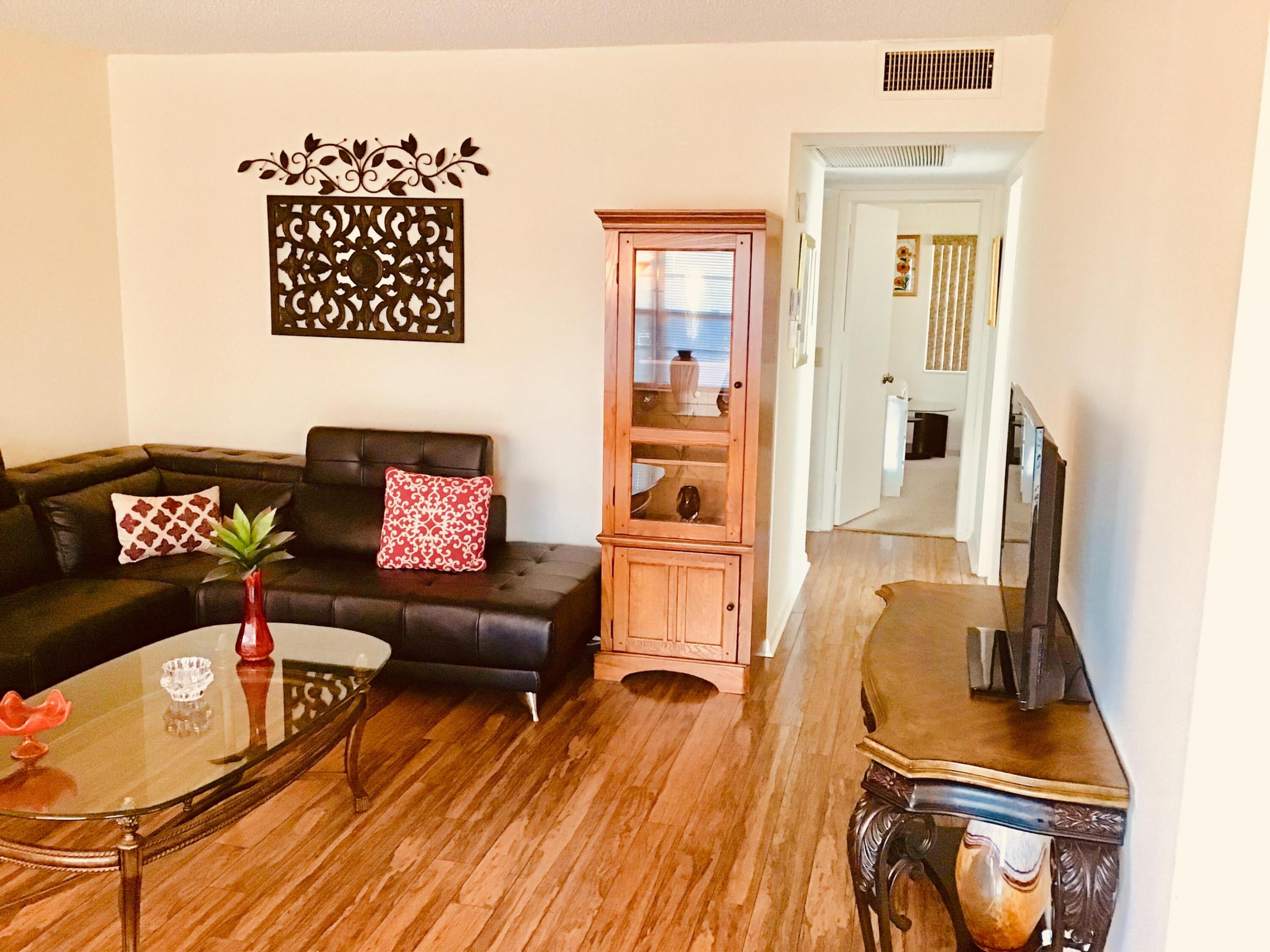 542 MANSFIELD M