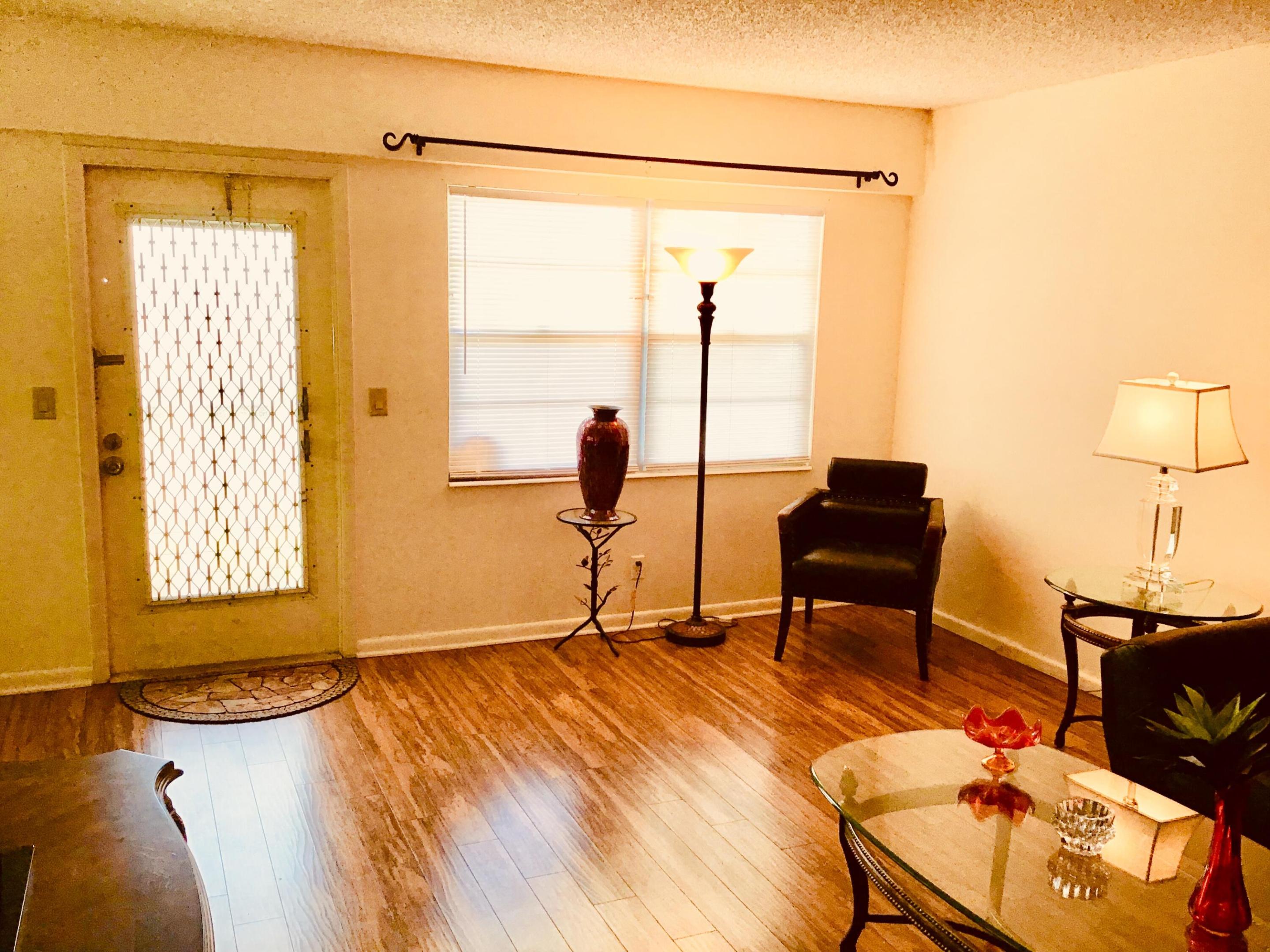 542 MANSFIELD M