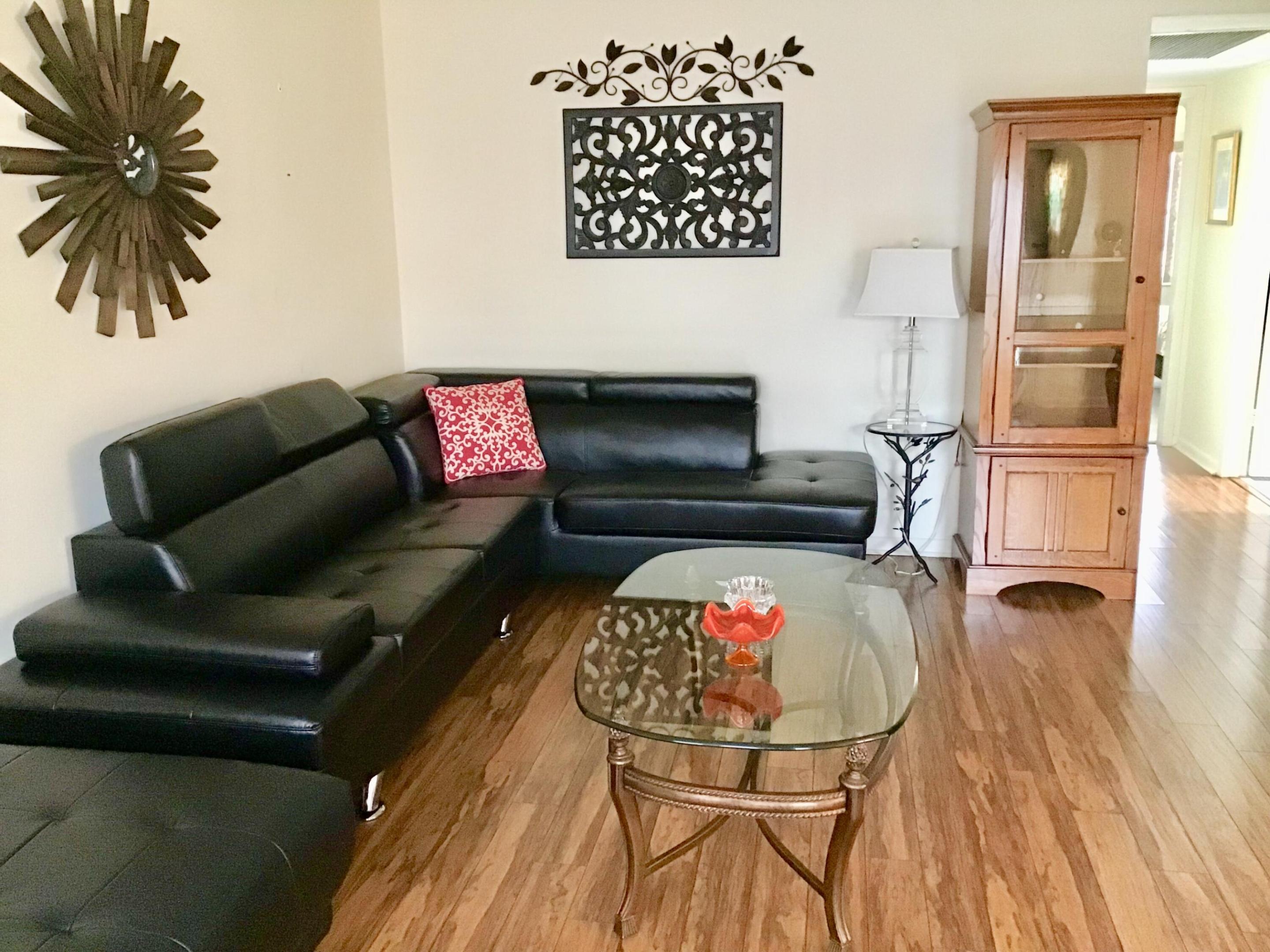 542 MANSFIELD M