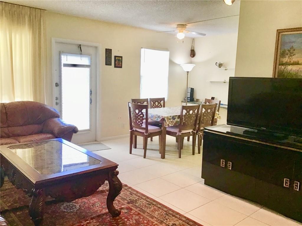 4004 Exeter A 4004, Boca Raton Unit: 4004