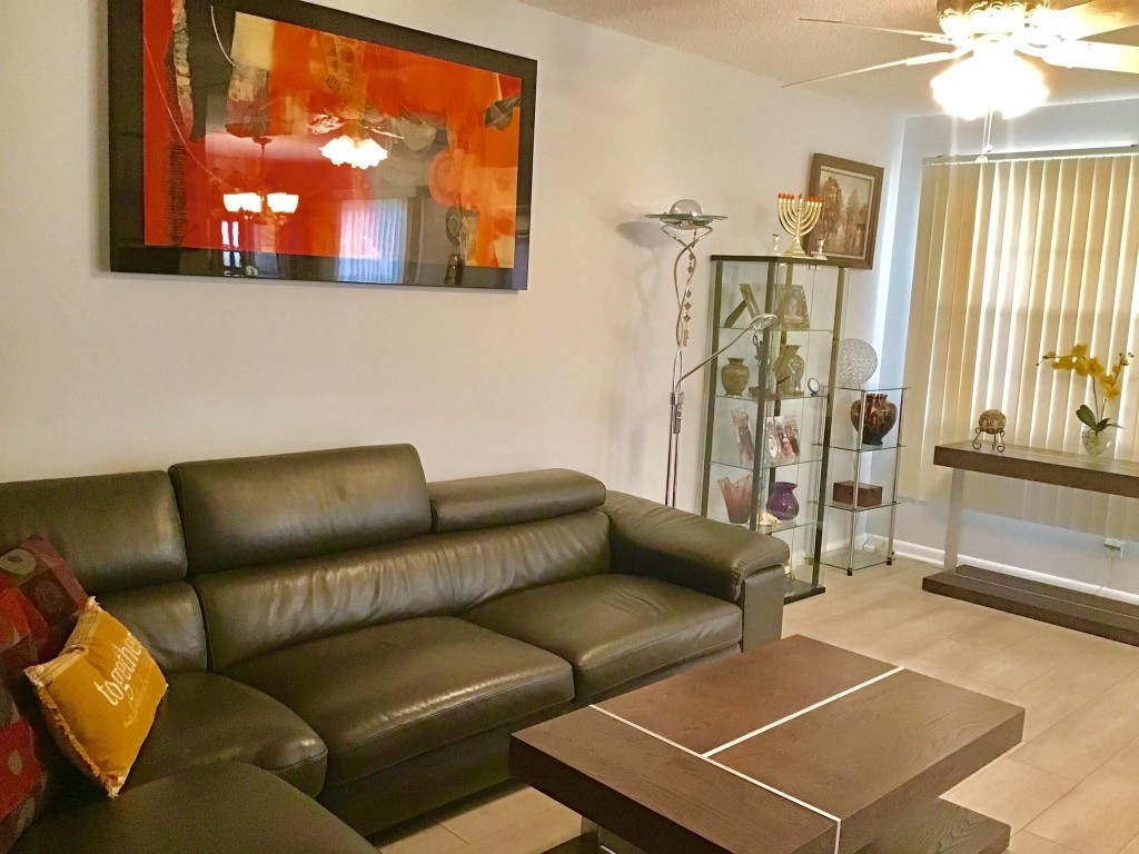 3003 Newcastle A 3003, Boca Raton Unit: 3003