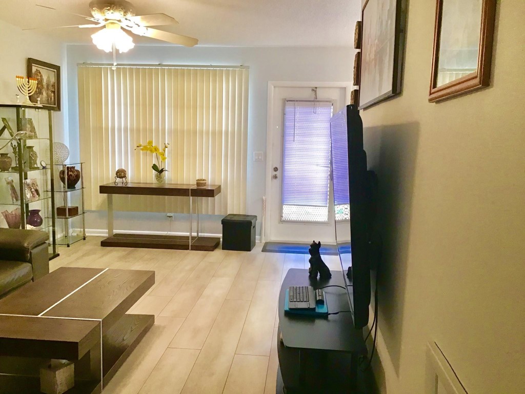 3003 Newcastle A 3003, Boca Raton Unit: 3003