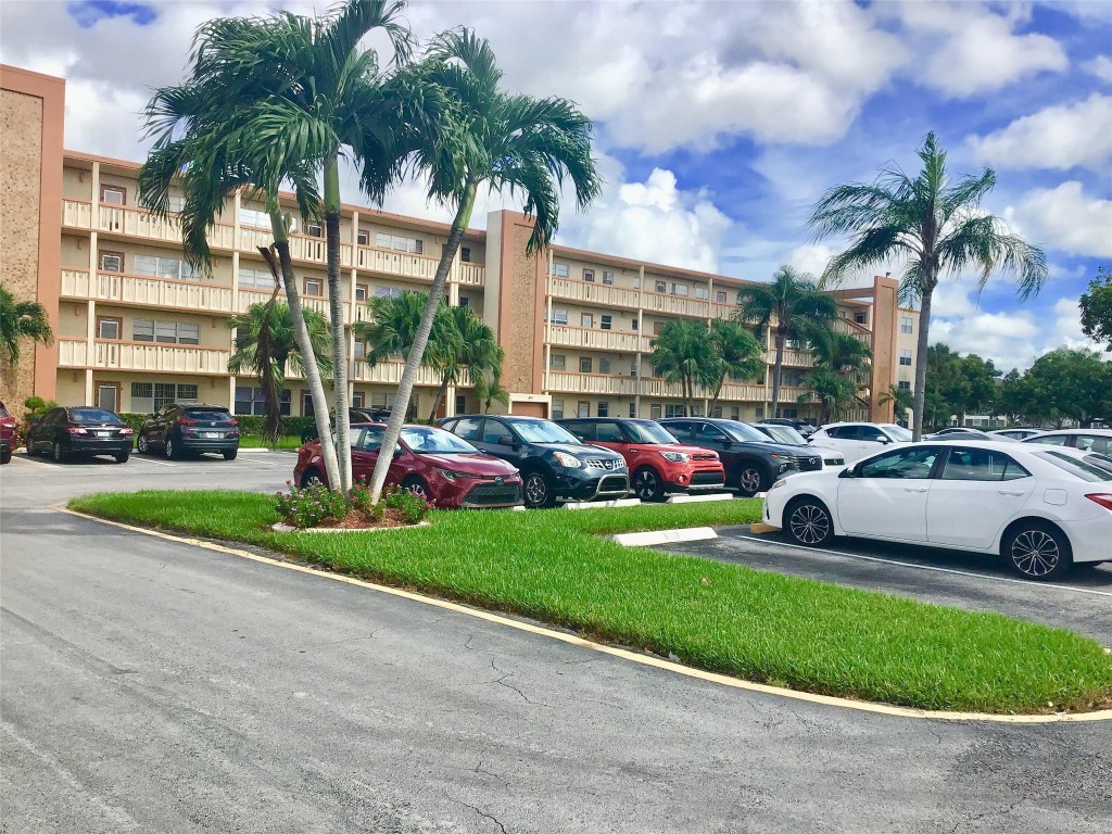 3003 Newcastle A 3003, Boca Raton Unit: 3003
