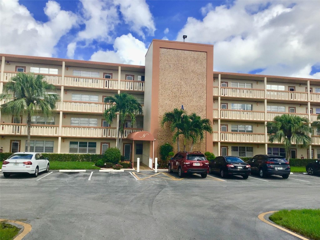 3003 Newcastle A 3003, Boca Raton Unit: 3003