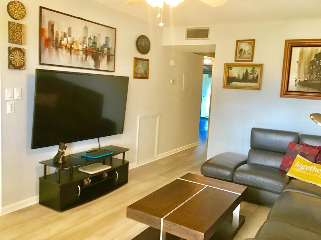 3003 Newcastle A 3003, Boca Raton Unit: 3003