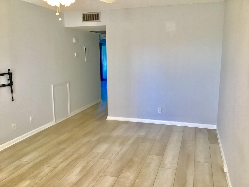 3003 Newcastle A 3003, Boca Raton Unit: 3003