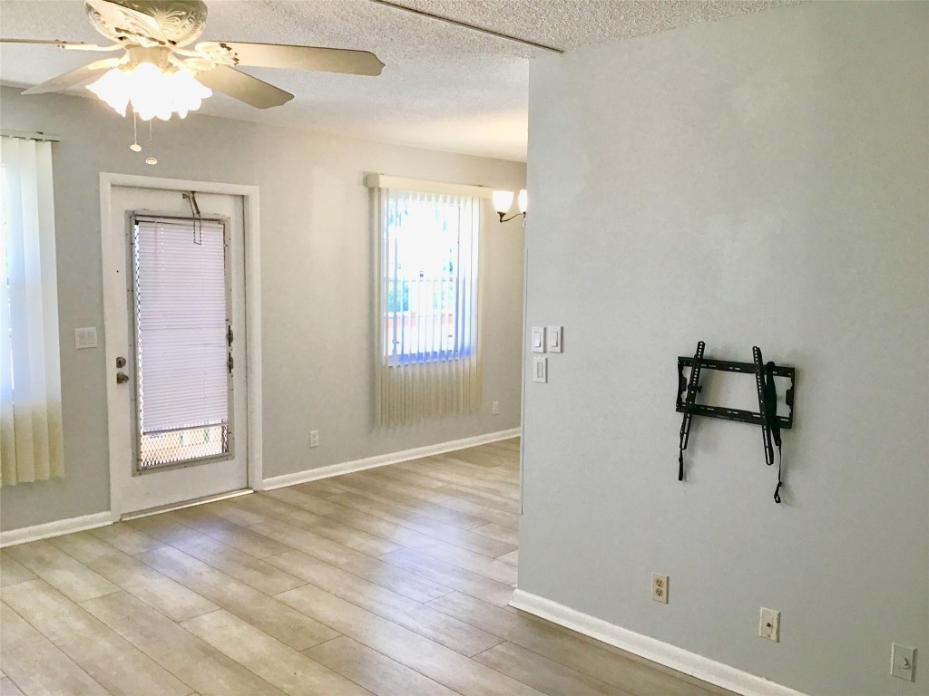 3003 Newcastle A 3003, Boca Raton Unit: 3003