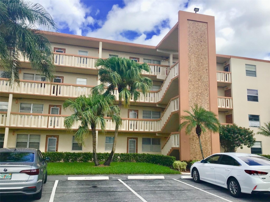3003 Newcastle A 3003, Boca Raton Unit: 3003