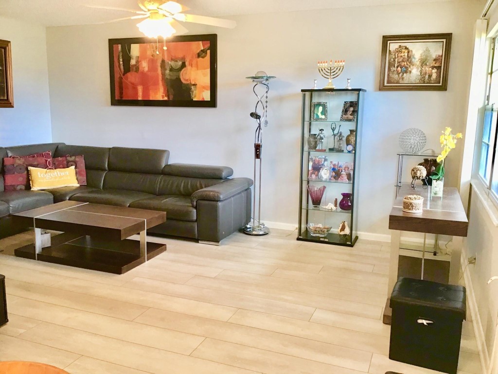 3003 Newcastle A 3003, Boca Raton Unit: 3003