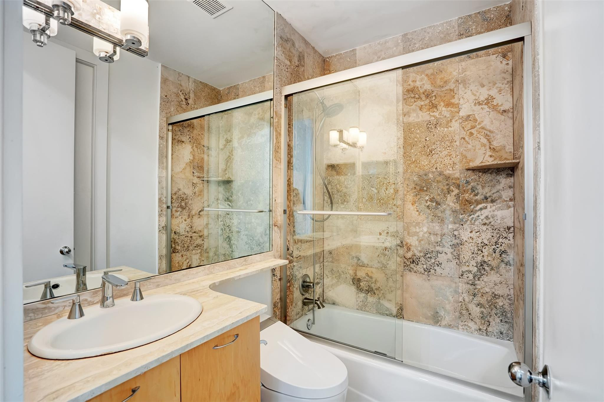2300 Riverlane Ter
