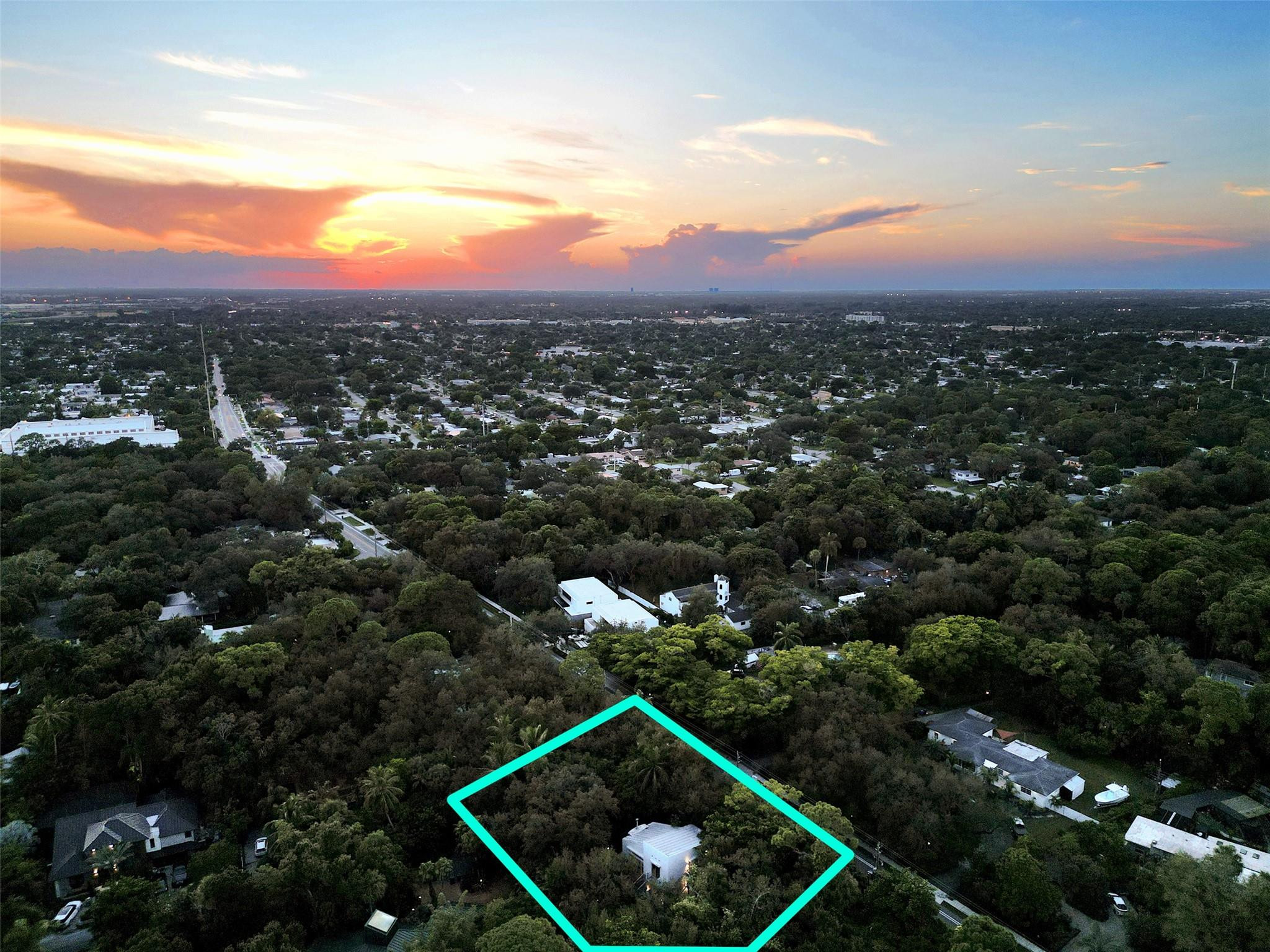 2300 Riverlane Ter