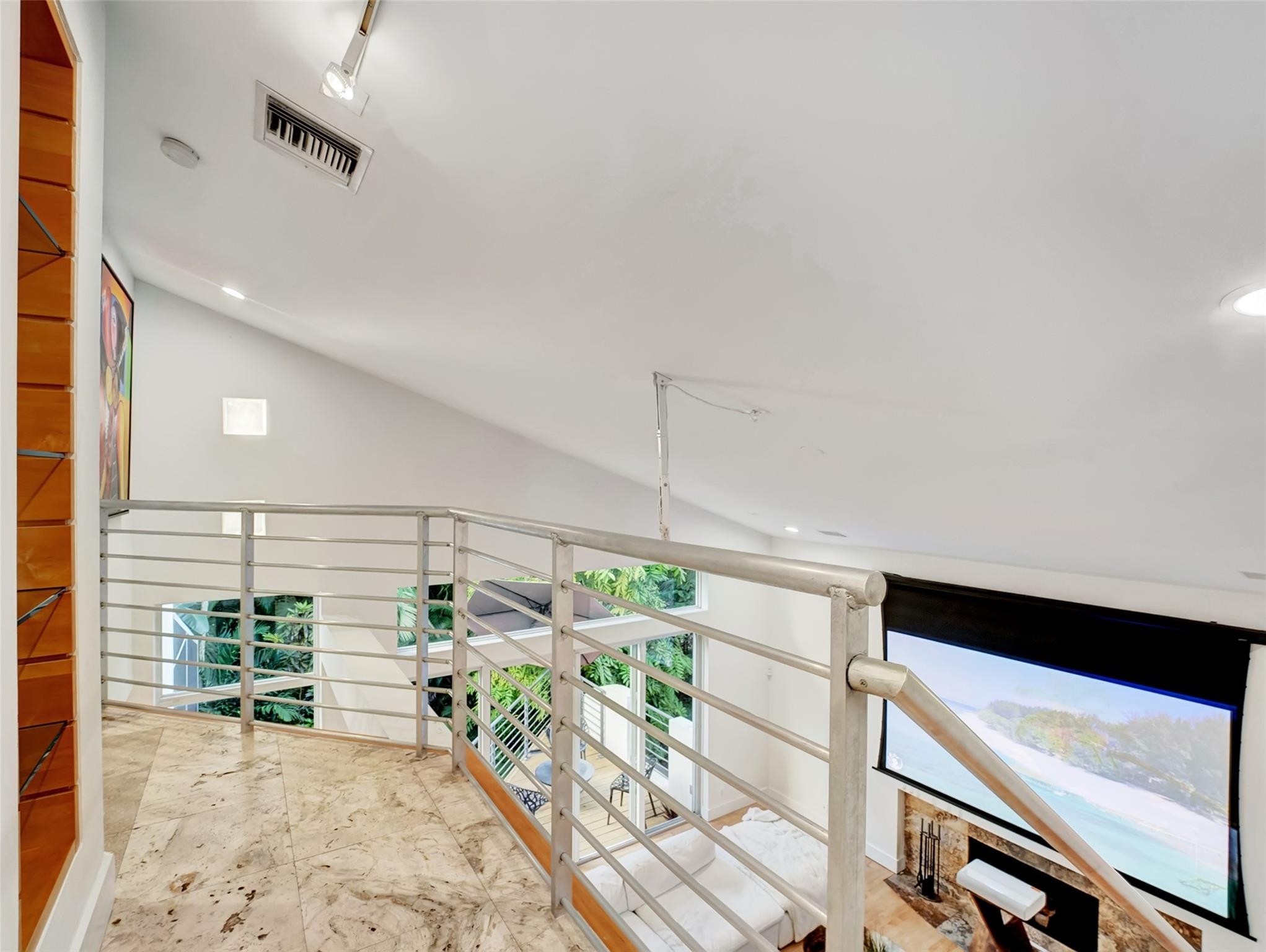 2300 Riverlane Ter