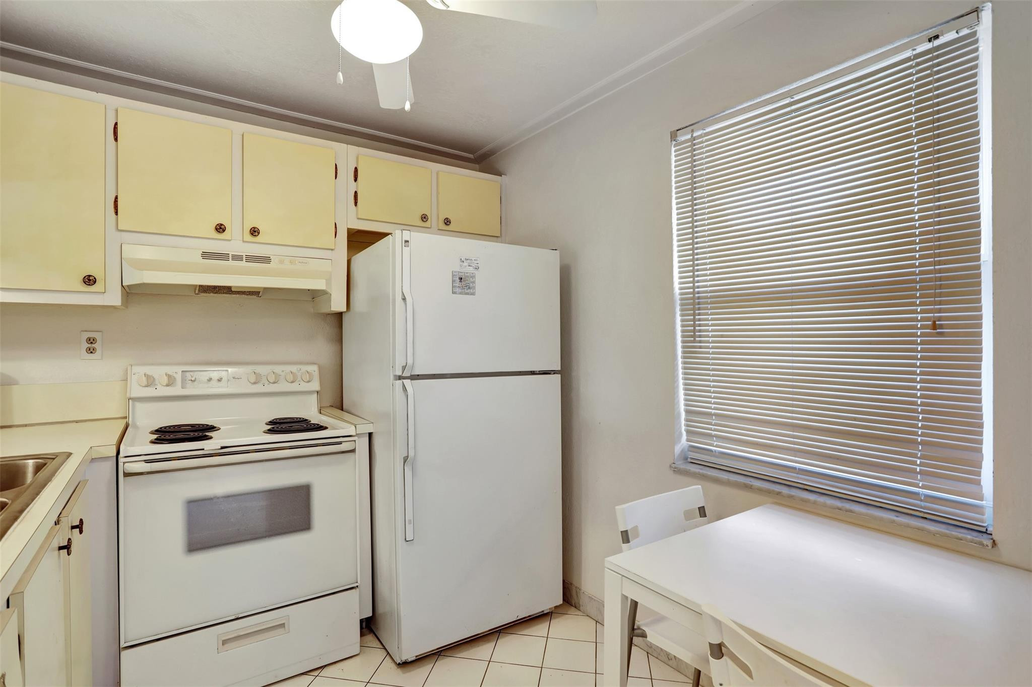 9151 Lime Bay Boulevard 302, Tamarac Unit: 302