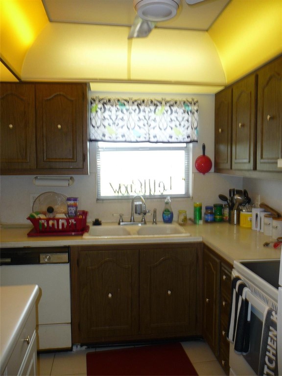 6650 Royal Palm Blvd 304C