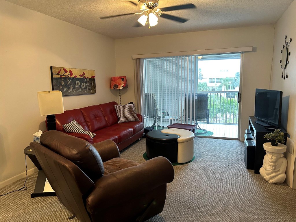 6650 Royal Palm Blvd 304C