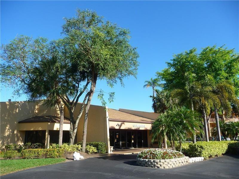 6650 Royal Palm Blvd 304C