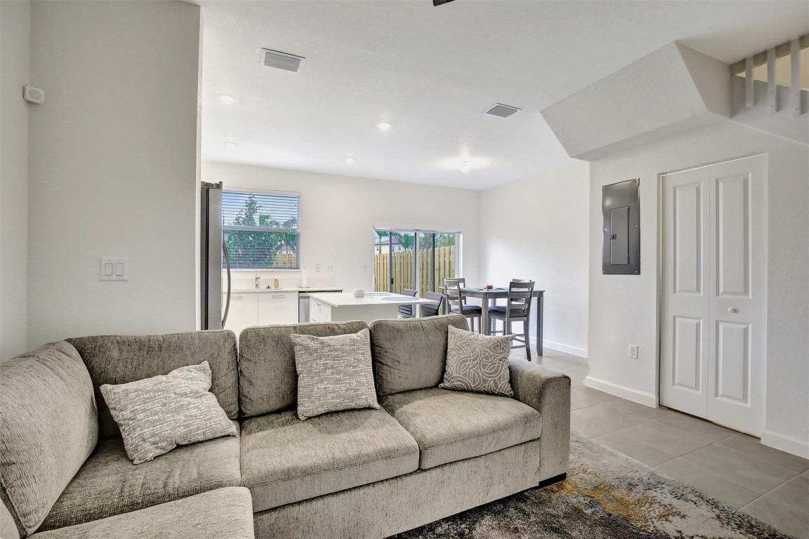 12209 NW 24th Place, Miami