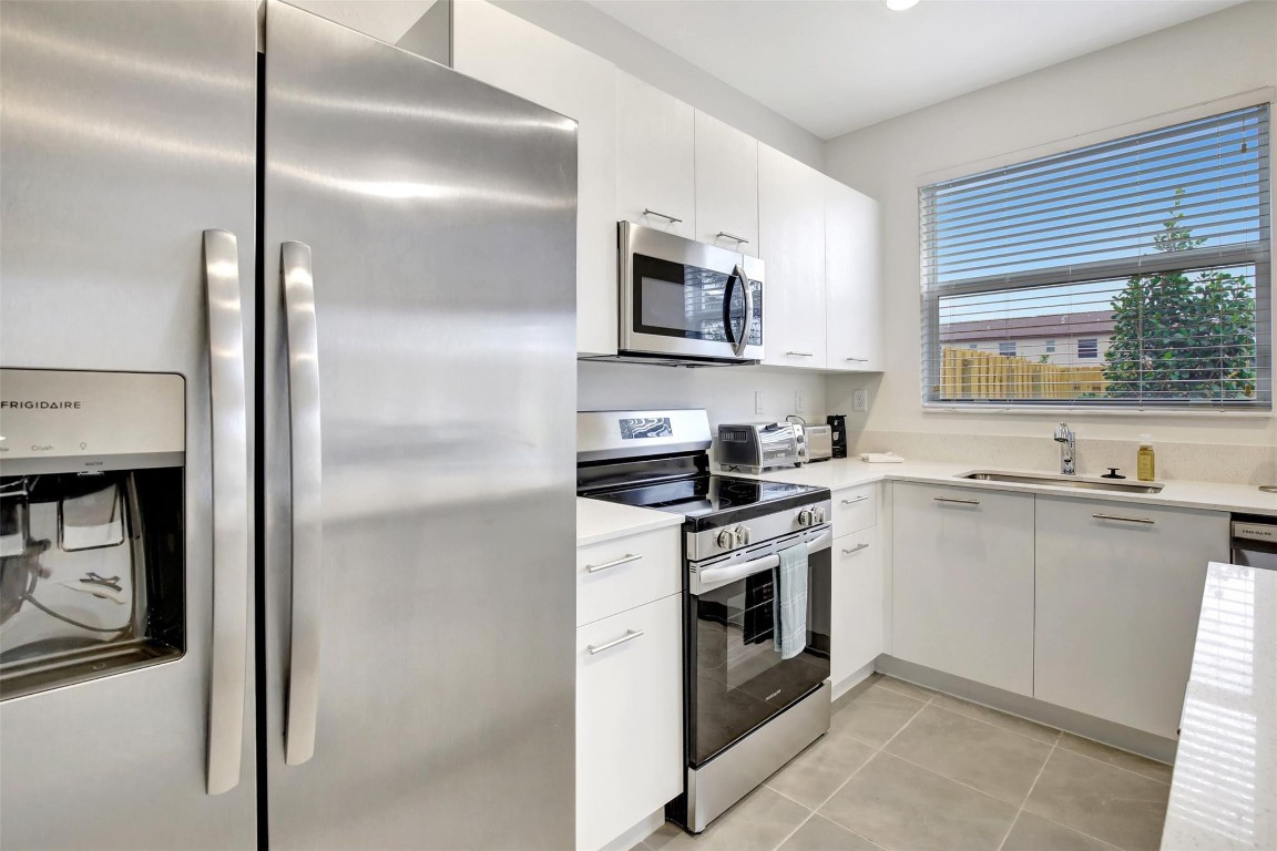 12209 NW 24th Place, Miami