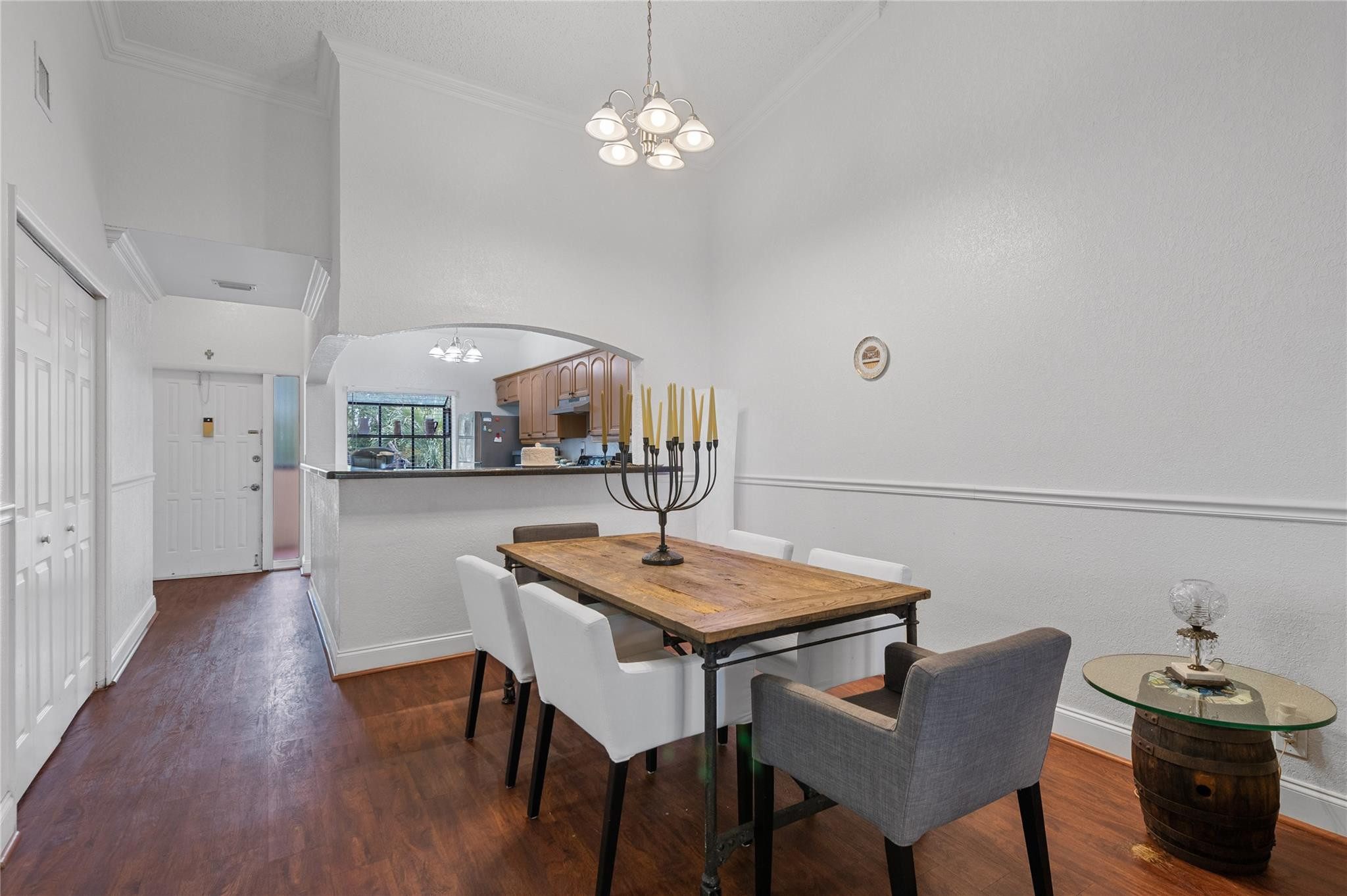 1905 SW 15 ST Apt 6