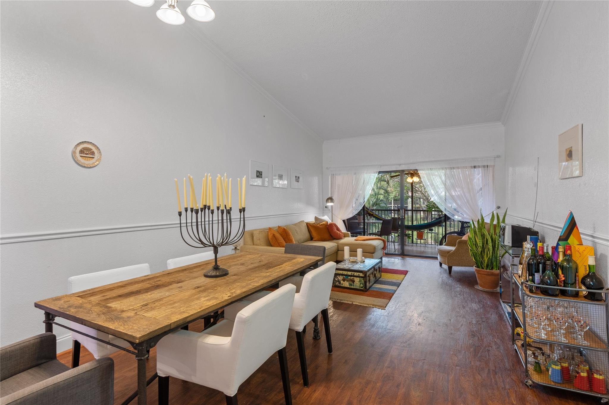 1905 SW 15 ST Apt 6