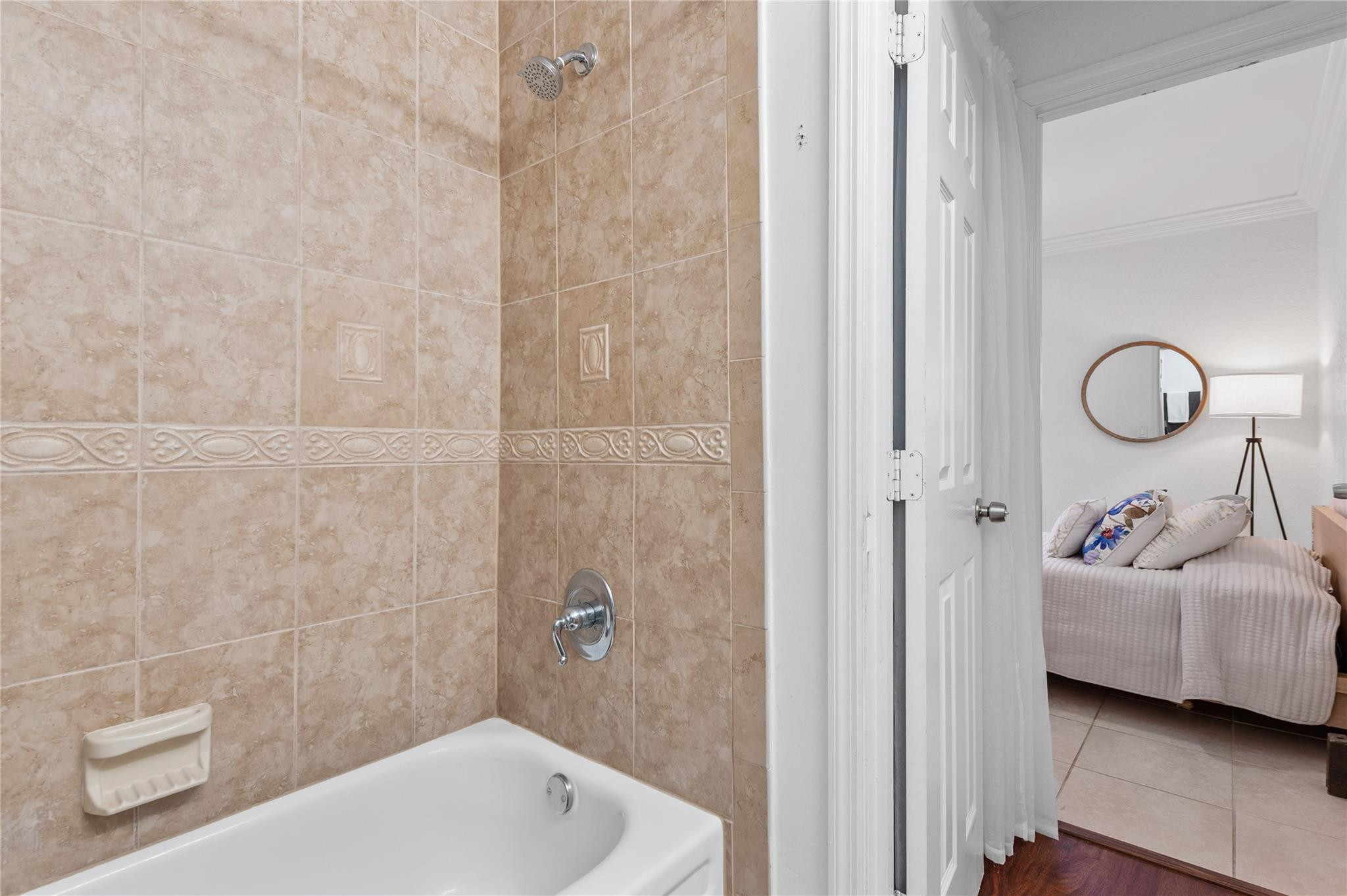 1905 SW 15 ST Apt 6