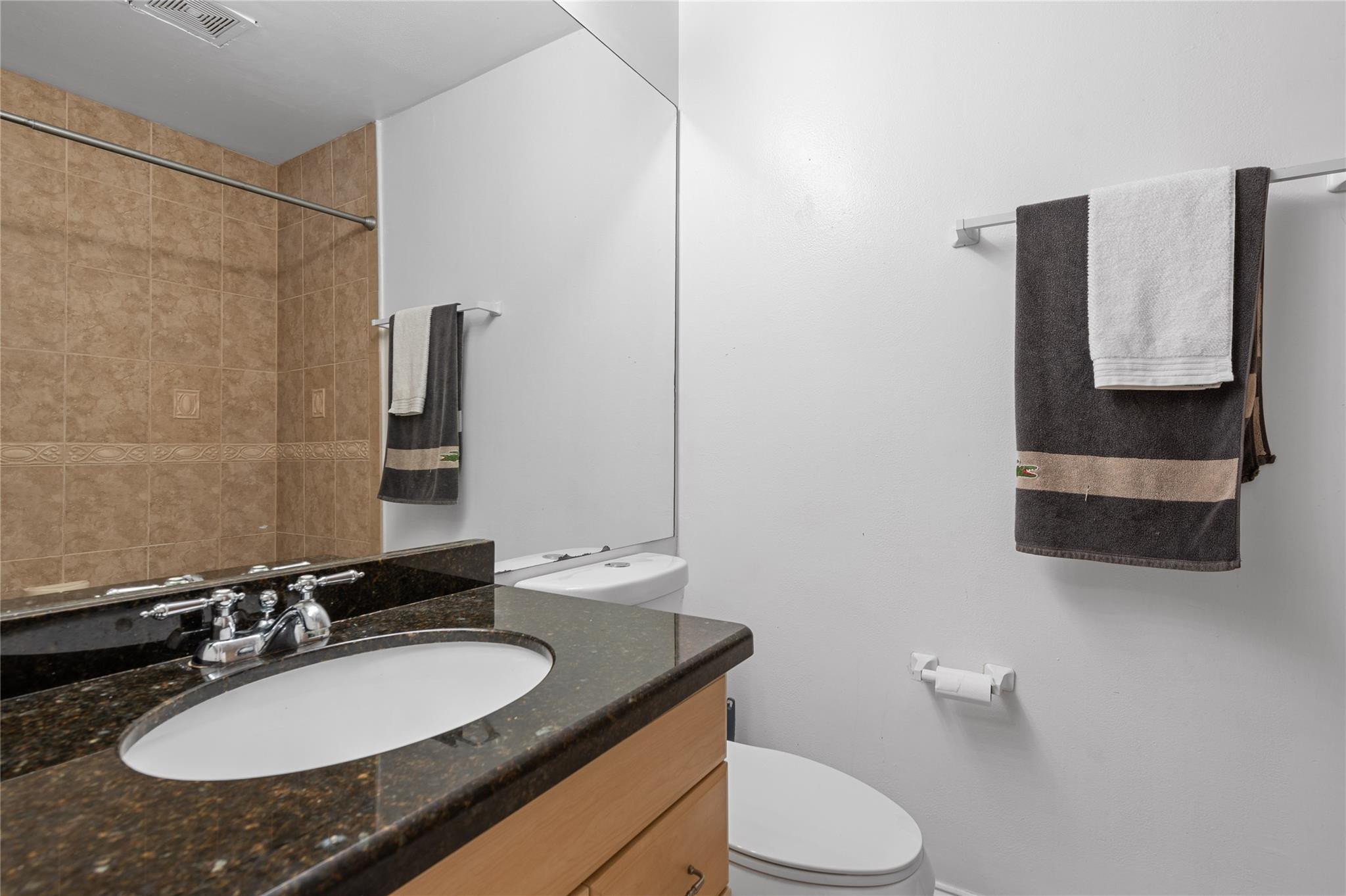 1905 SW 15 ST Apt 6
