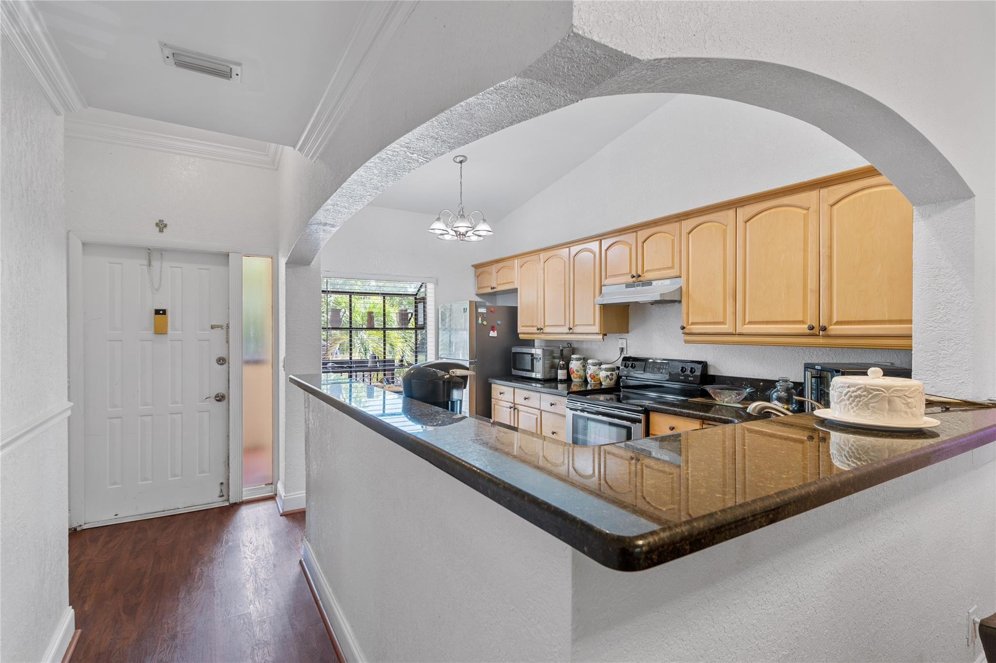 1905 SW 15 ST Apt 6