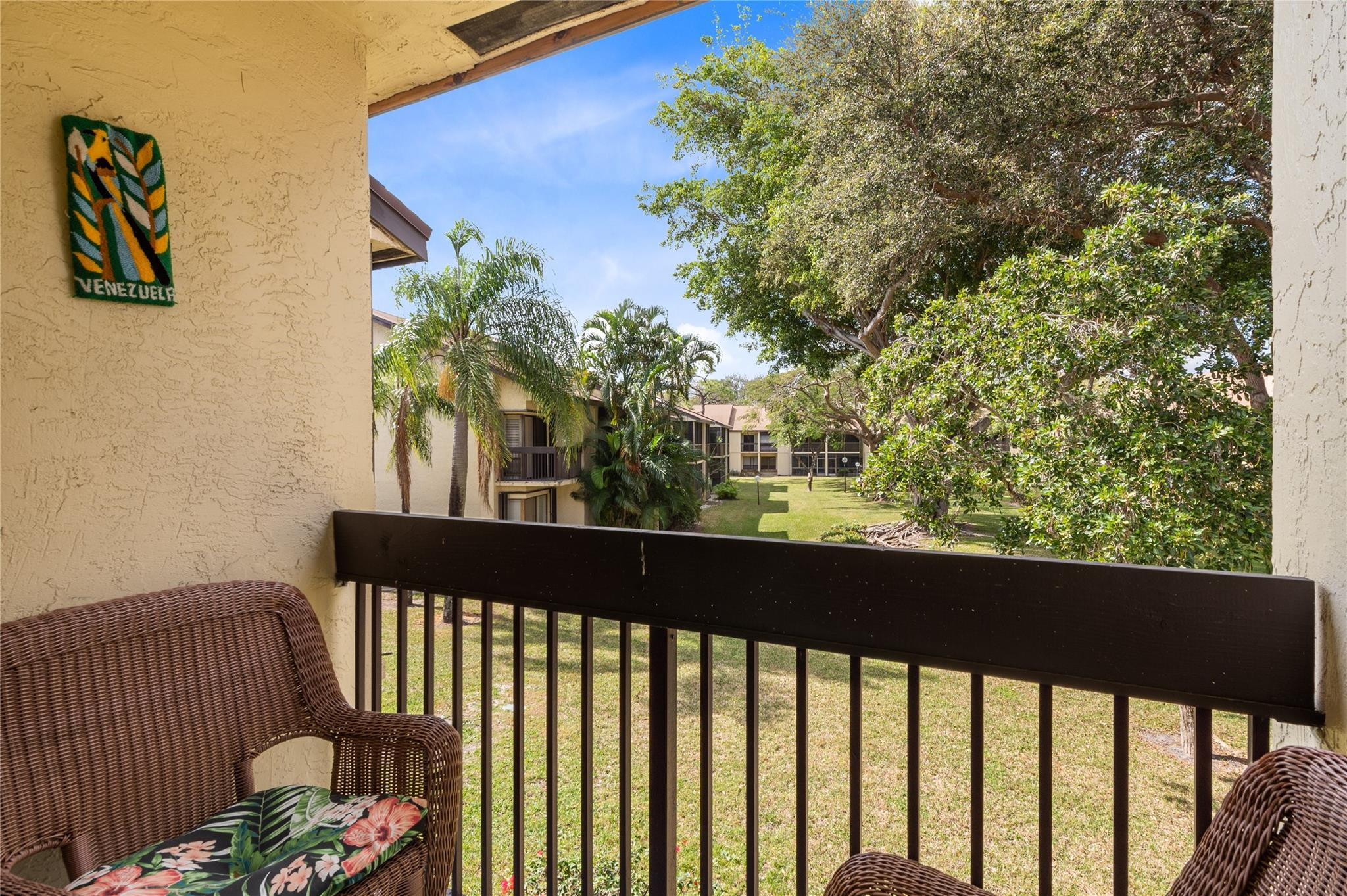 1905 SW 15 ST Apt 6