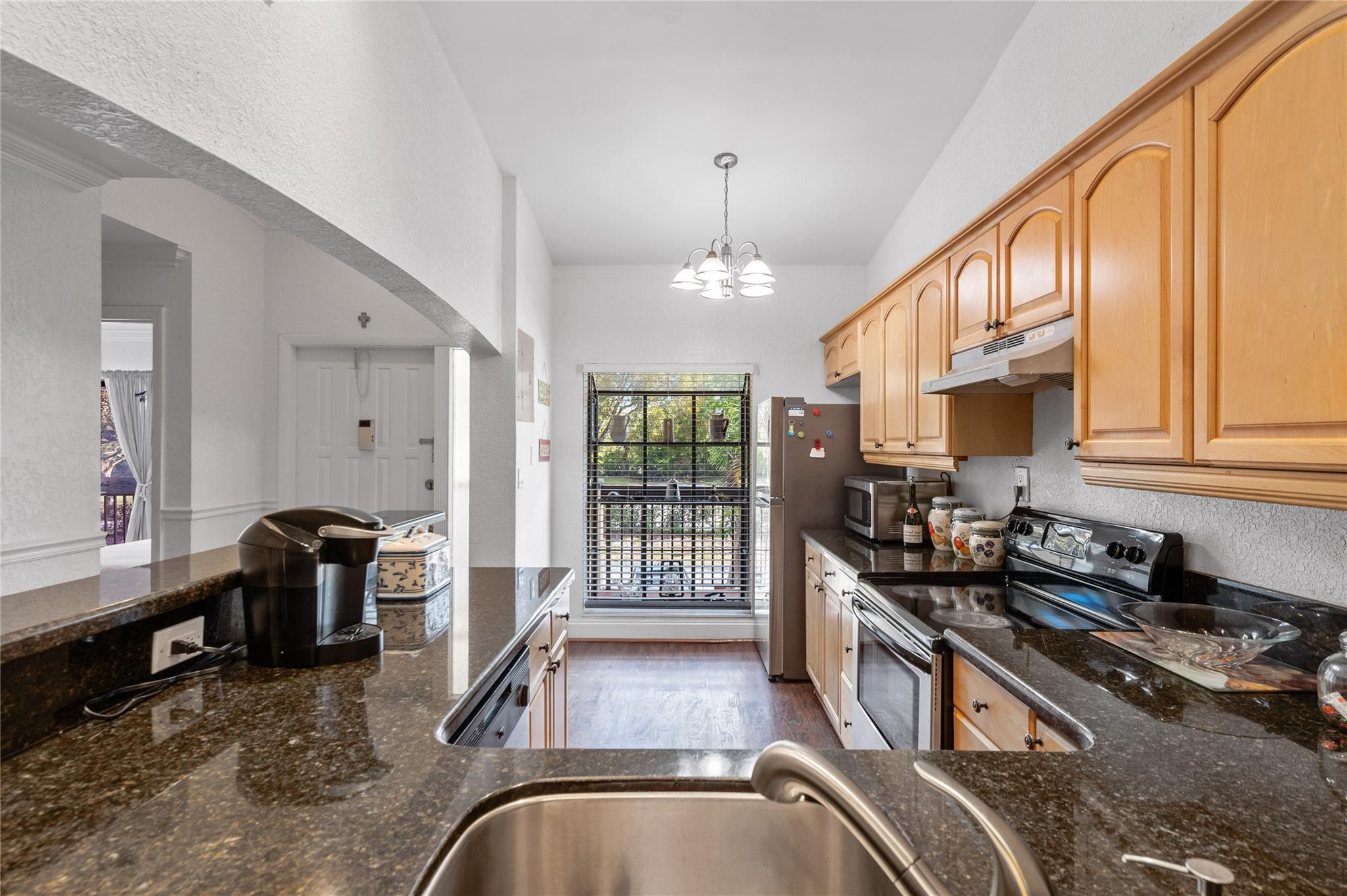 1905 SW 15 ST Apt 6
