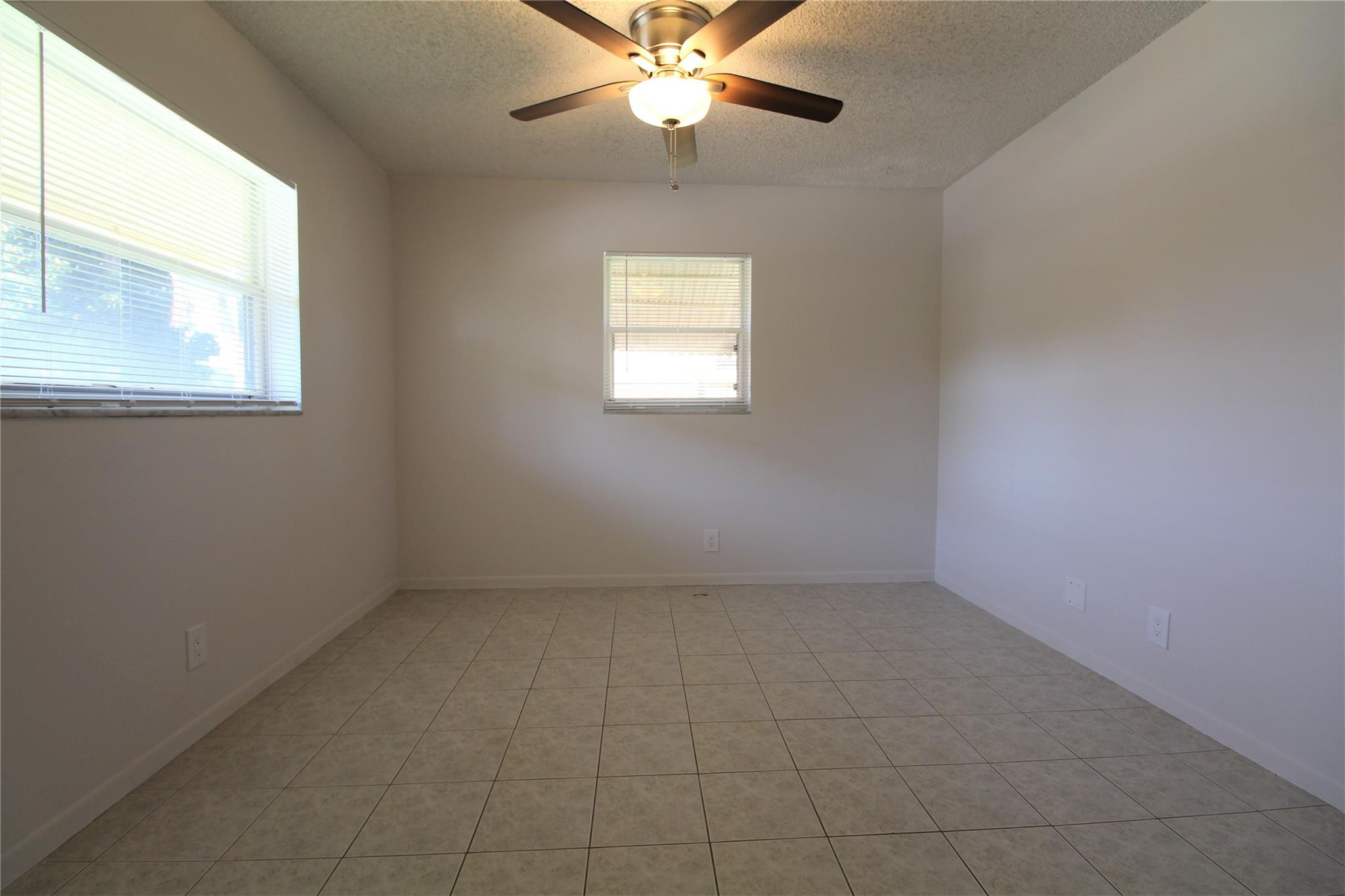 131 SW 11th Ave