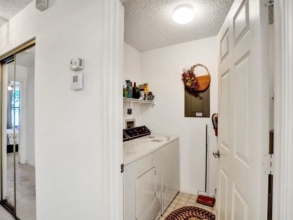 5790 Coach House Cir C