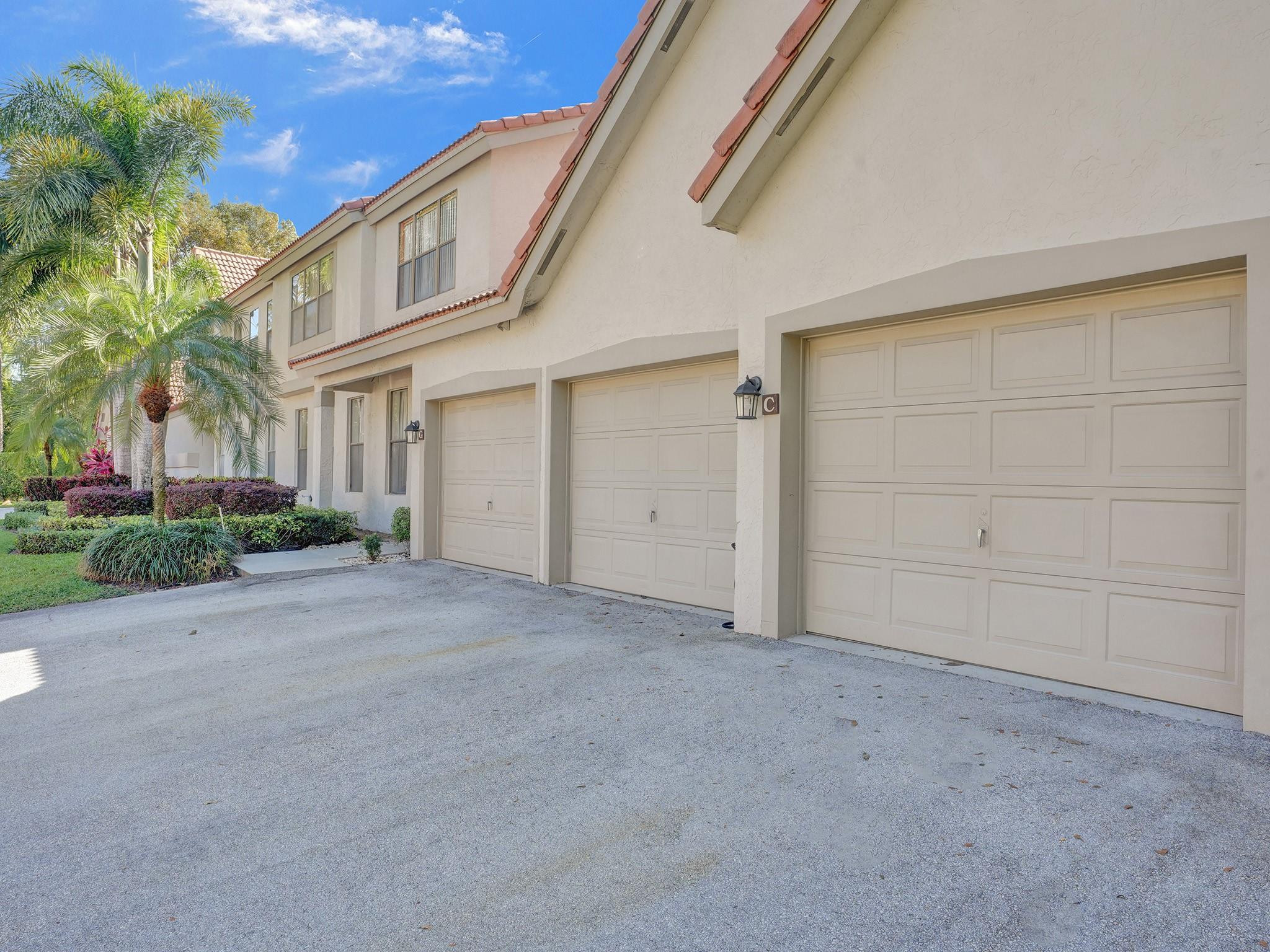 5790 Coach House Cir C