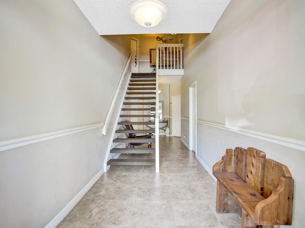 5790 Coach House Cir C