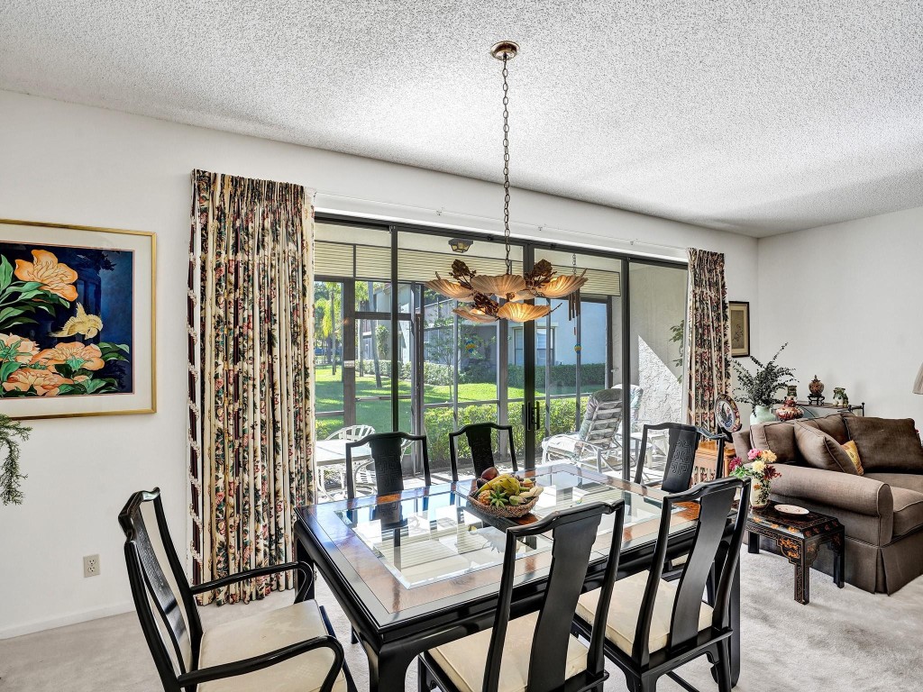 5790 Coach House Cir C